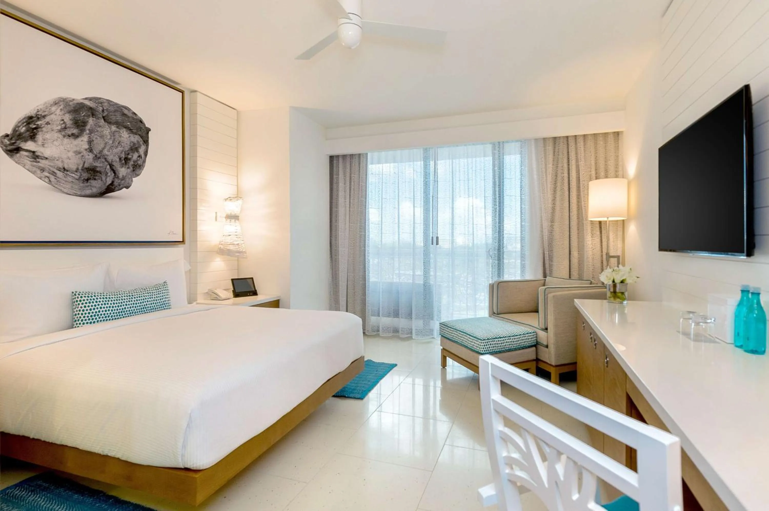 Bedroom, Bed in Grand Hyatt Baha Mar