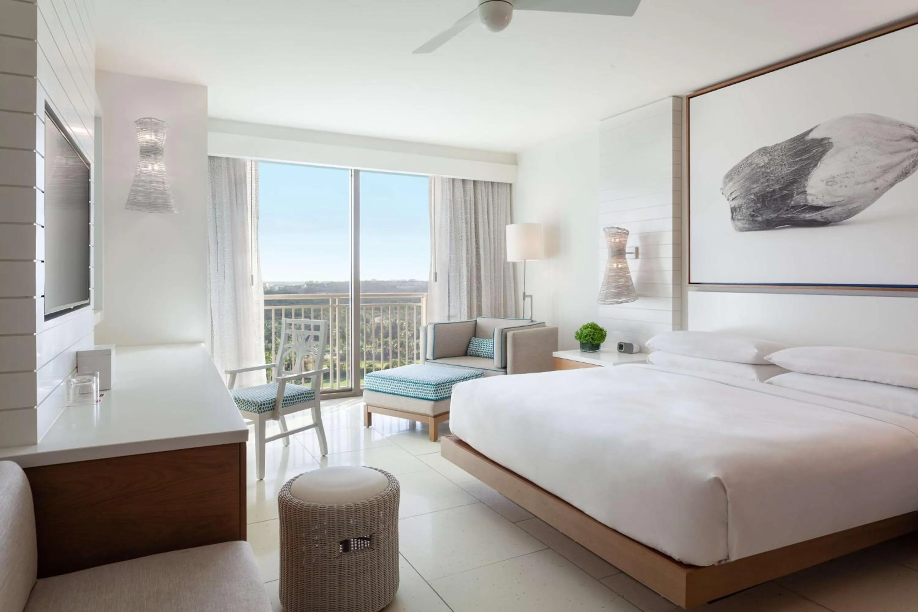 Photo of the whole room, Bed in Grand Hyatt Baha Mar