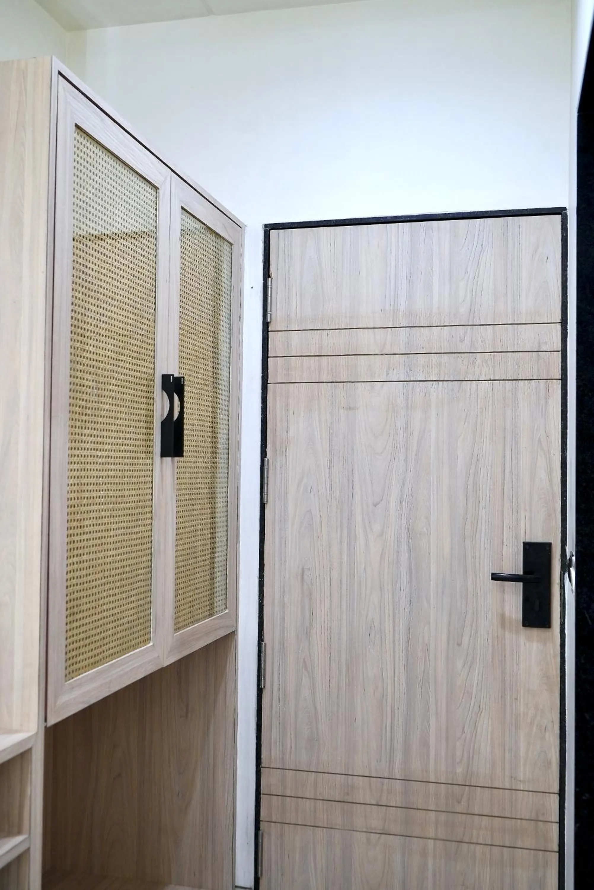 wardrobe in Hotel Elinor By Dazzling Hotels & Resorts