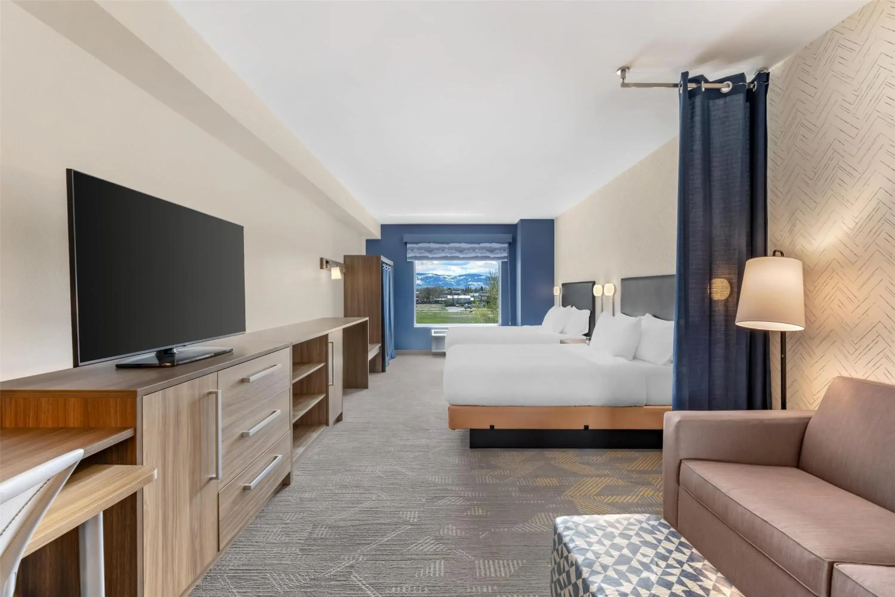 Queen Studio Suite with Mountain View in Home2 Suites By Hilton Bozeman Four Corners Queen Studio Suite with Mountain View in Home2 Suites By Hilton Bozeman Four Corners