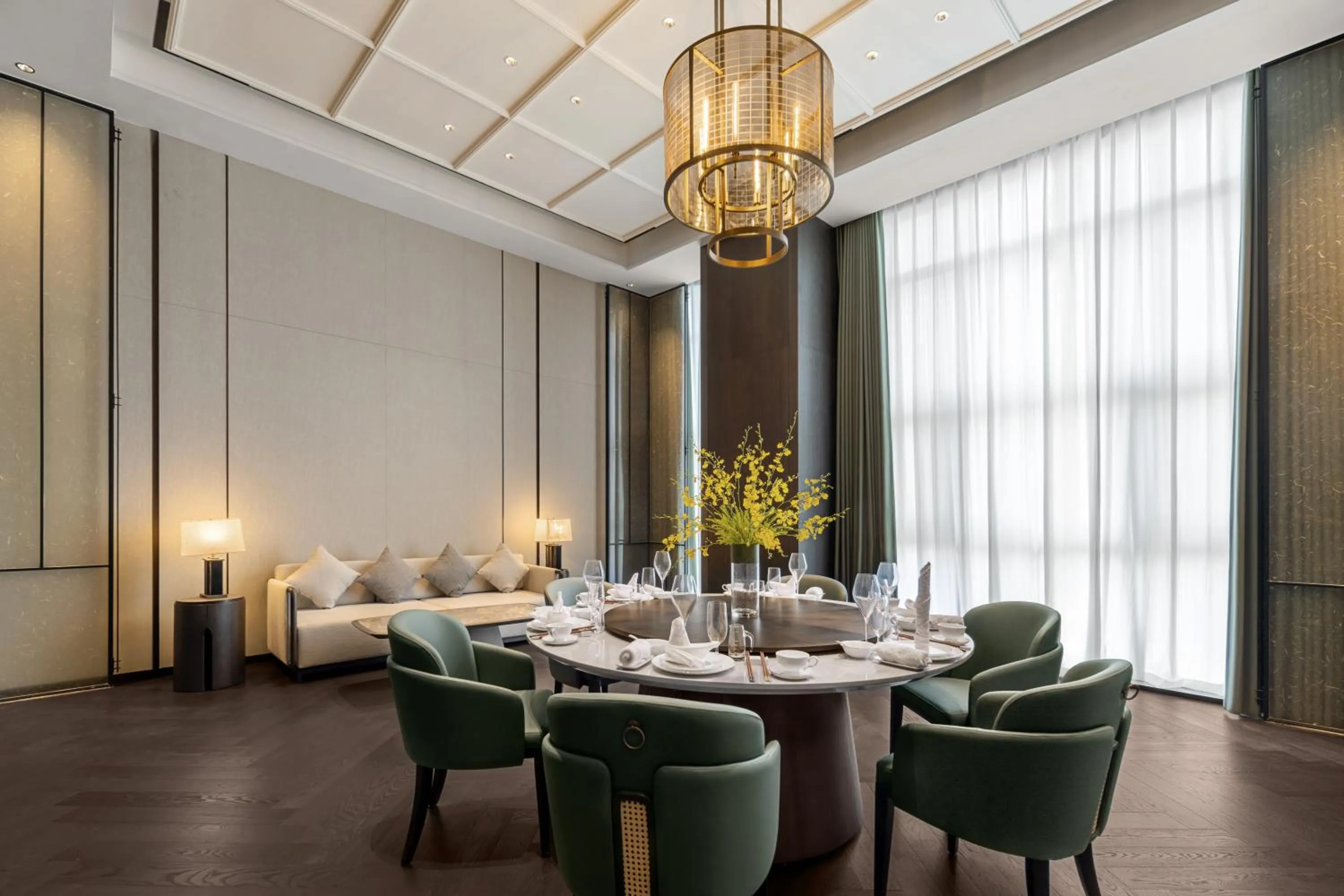 Restaurant/places to eat in Doubletree By Hilton Kaifeng