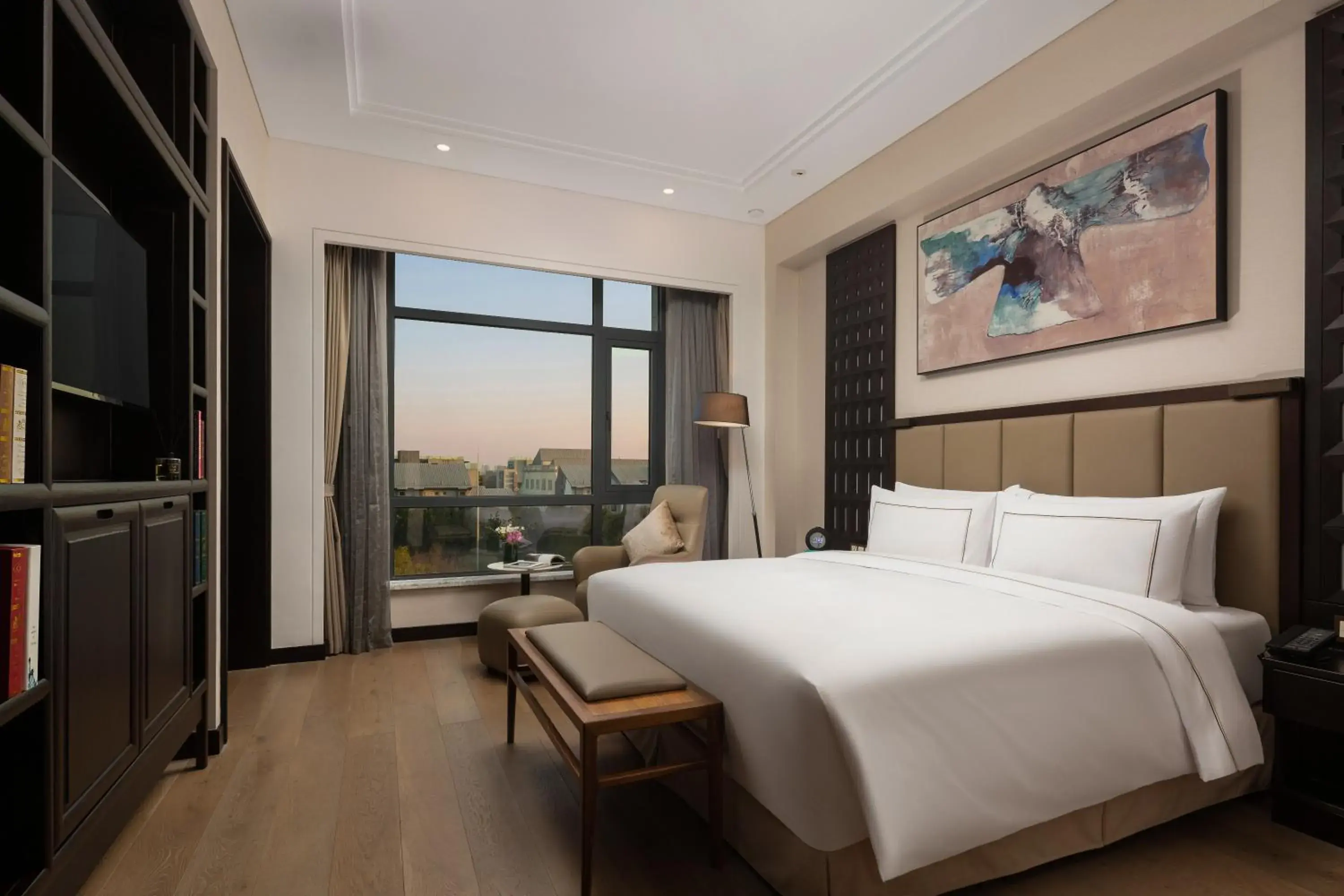 Premium King Suite with Garden View in Doubletree By Hilton Shanghai Hongqiao Premium King Suite with Garden View in Doubletree By Hilton Shanghai Hongqiao