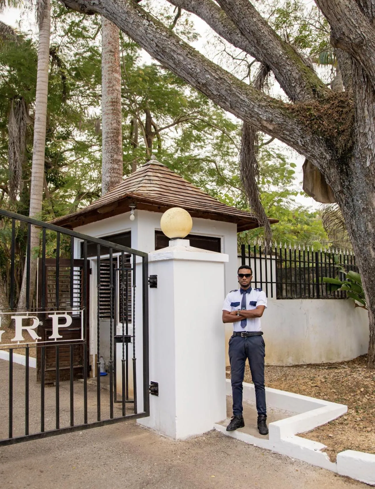 Facade/entrance in Silent Waters Villa