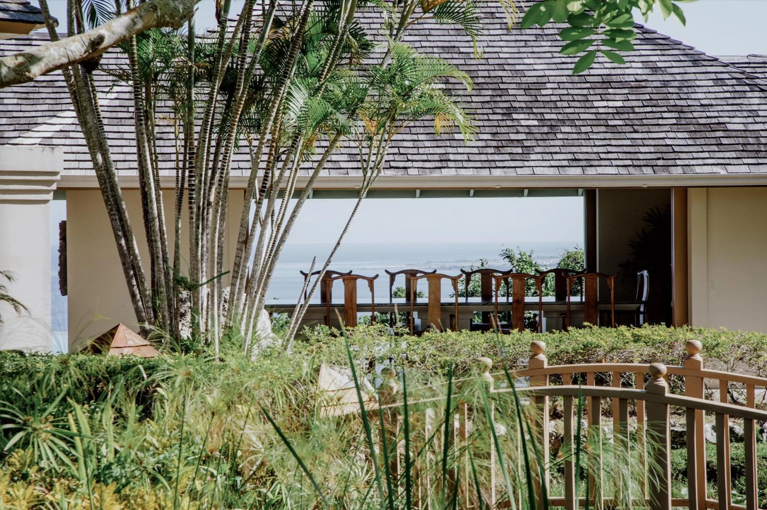 Dining area in Silent Waters Villa