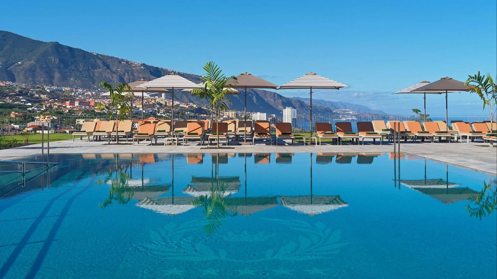 Day in Gran Hotel Taoro