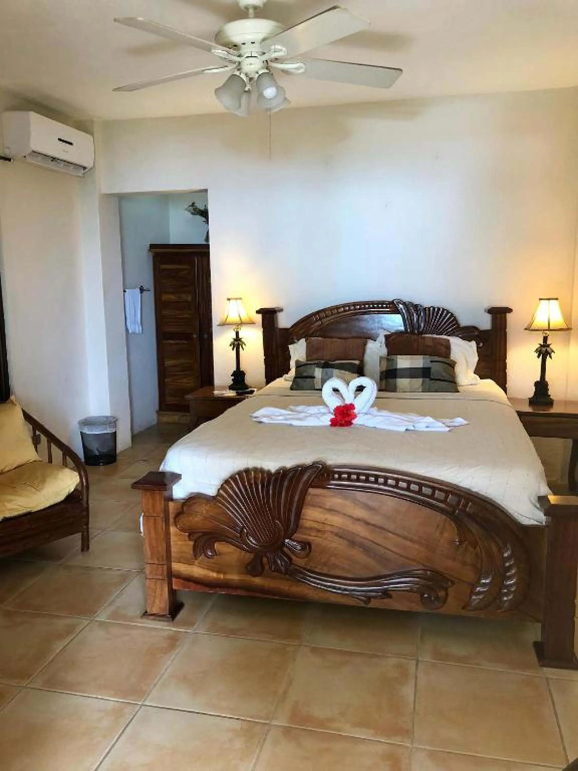 Bedroom, Bed in Mango Moon Villa