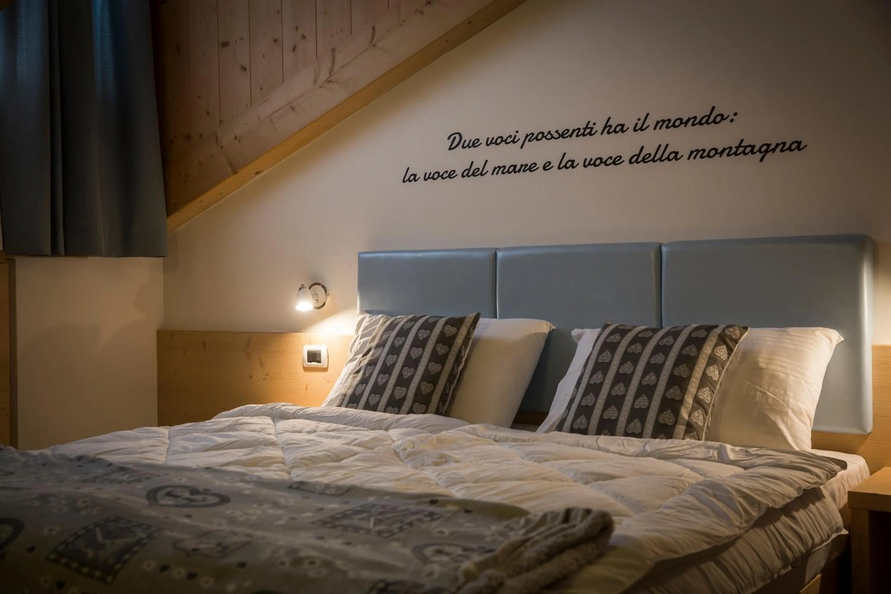 Photo of the whole room, Bed in Aparthotel Dolomites Living&Relax