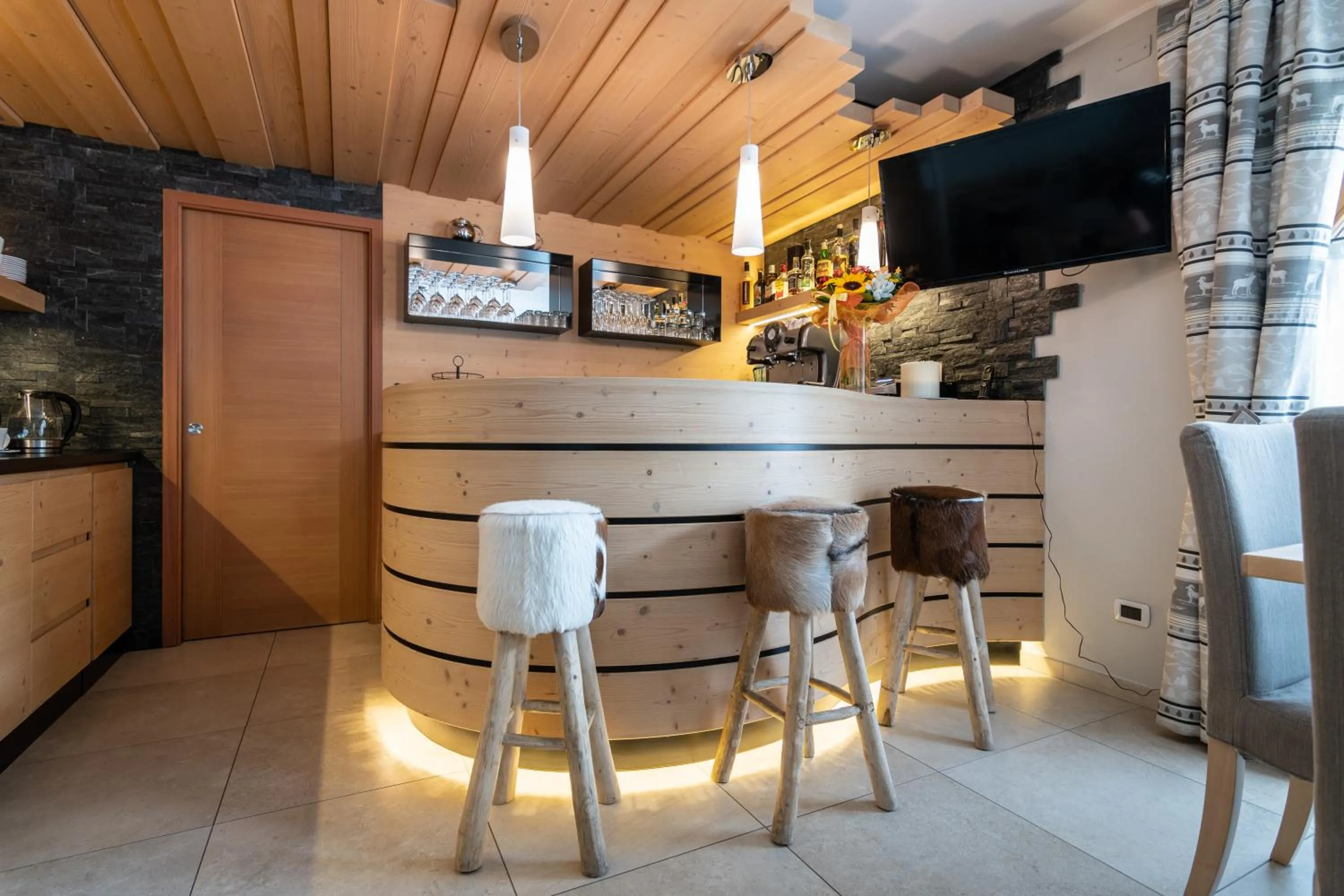 Lounge or bar in Aparthotel Dolomites Living&Relax