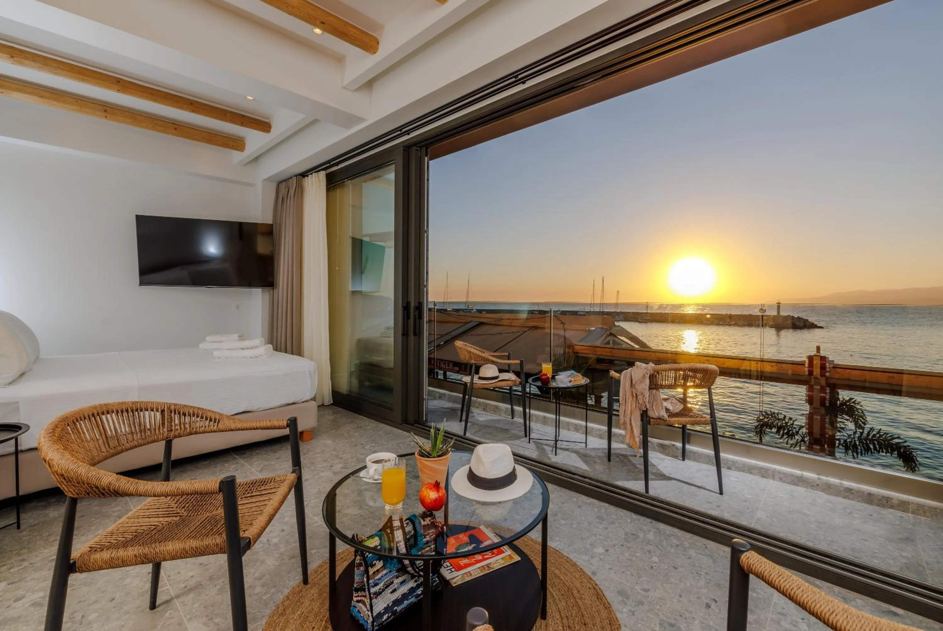 Sea view in Soho SeaFront Suites