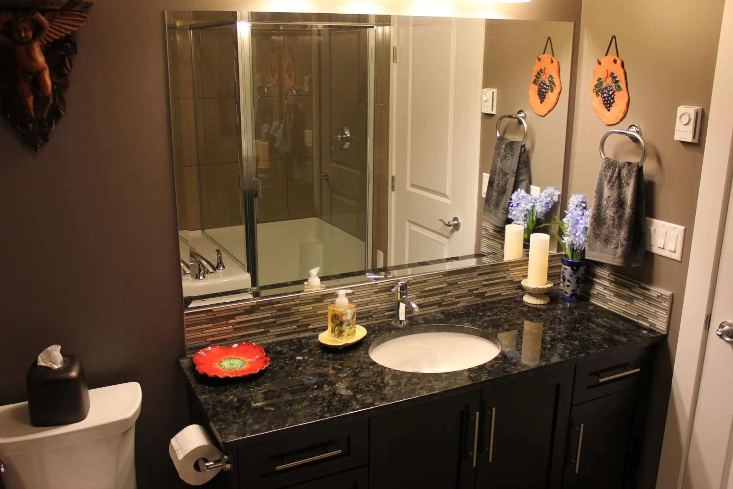 Bathroom in Brookside Inn Boutique Hotel