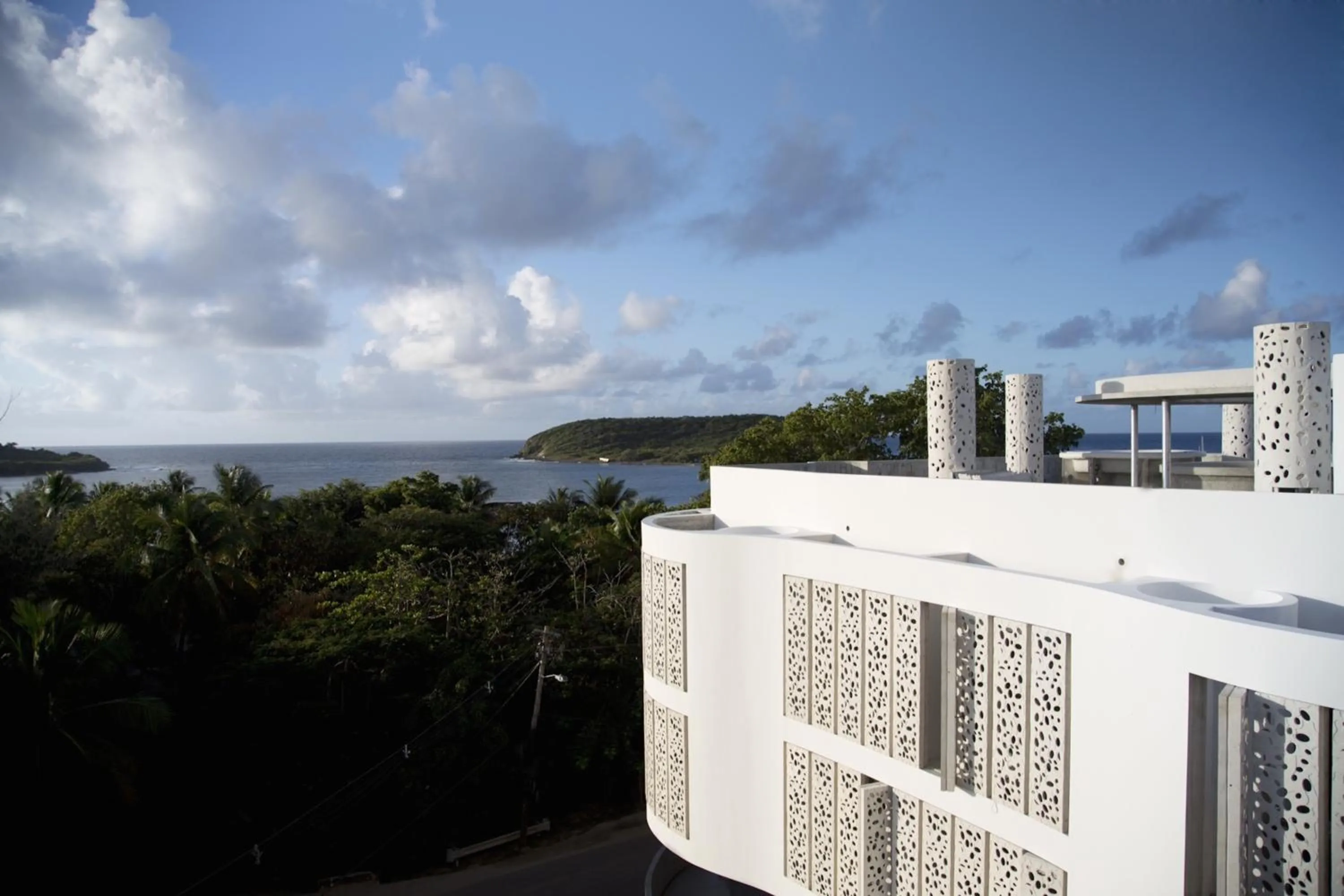 Property building in El Blok