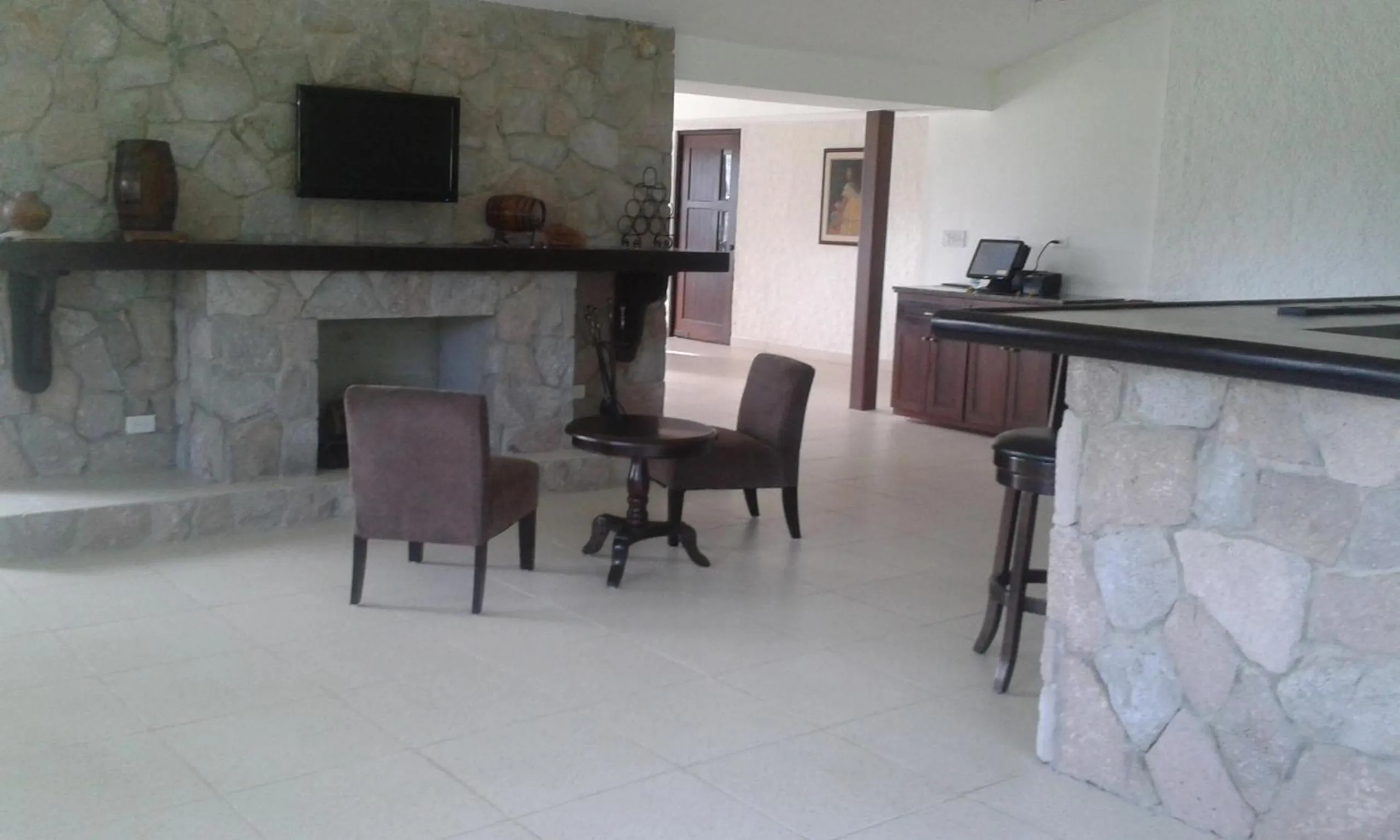 Restaurant/places to eat in Hotel Campestre