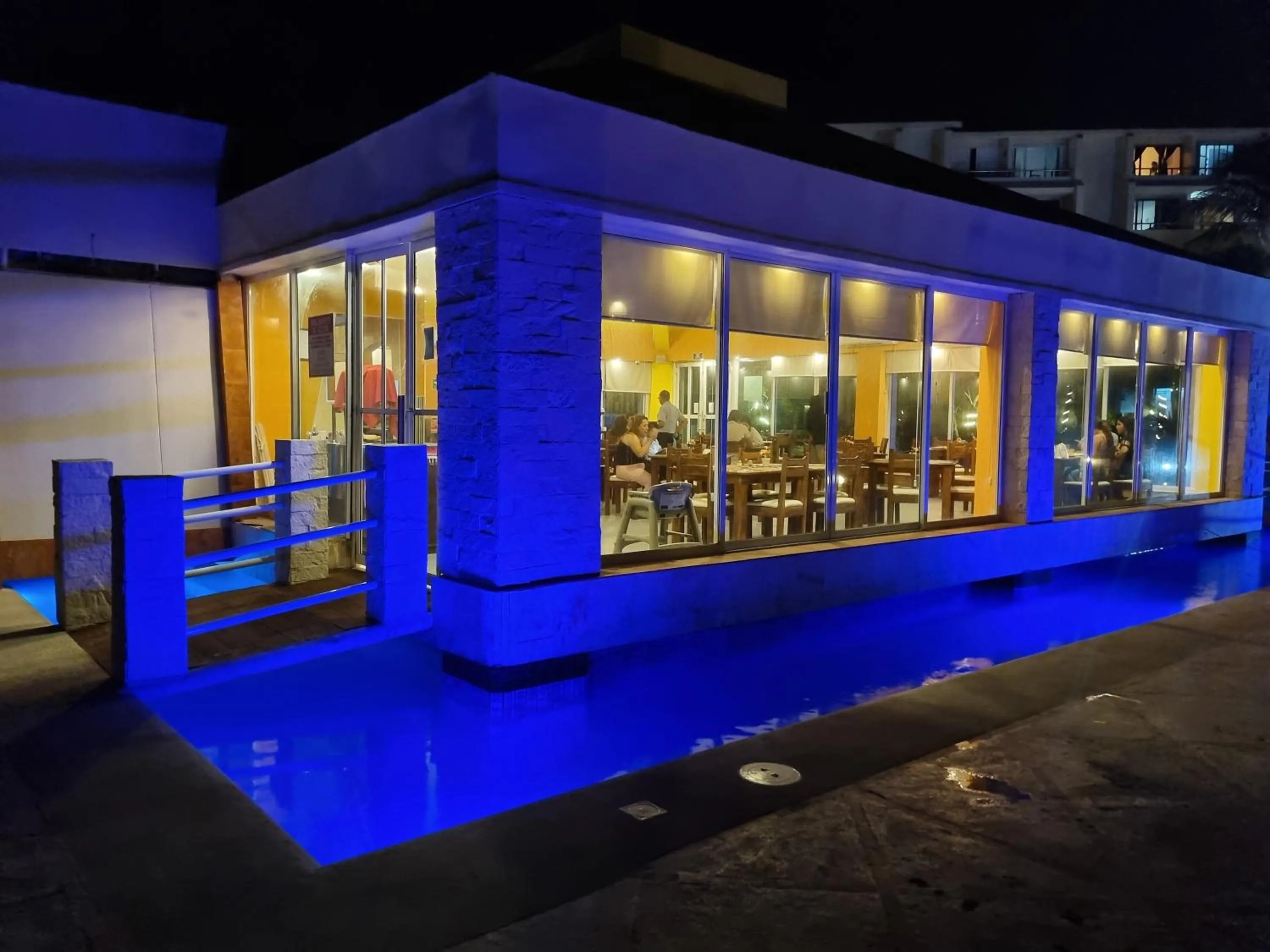 Swimming pool in Apartment Ocean Front Cancun