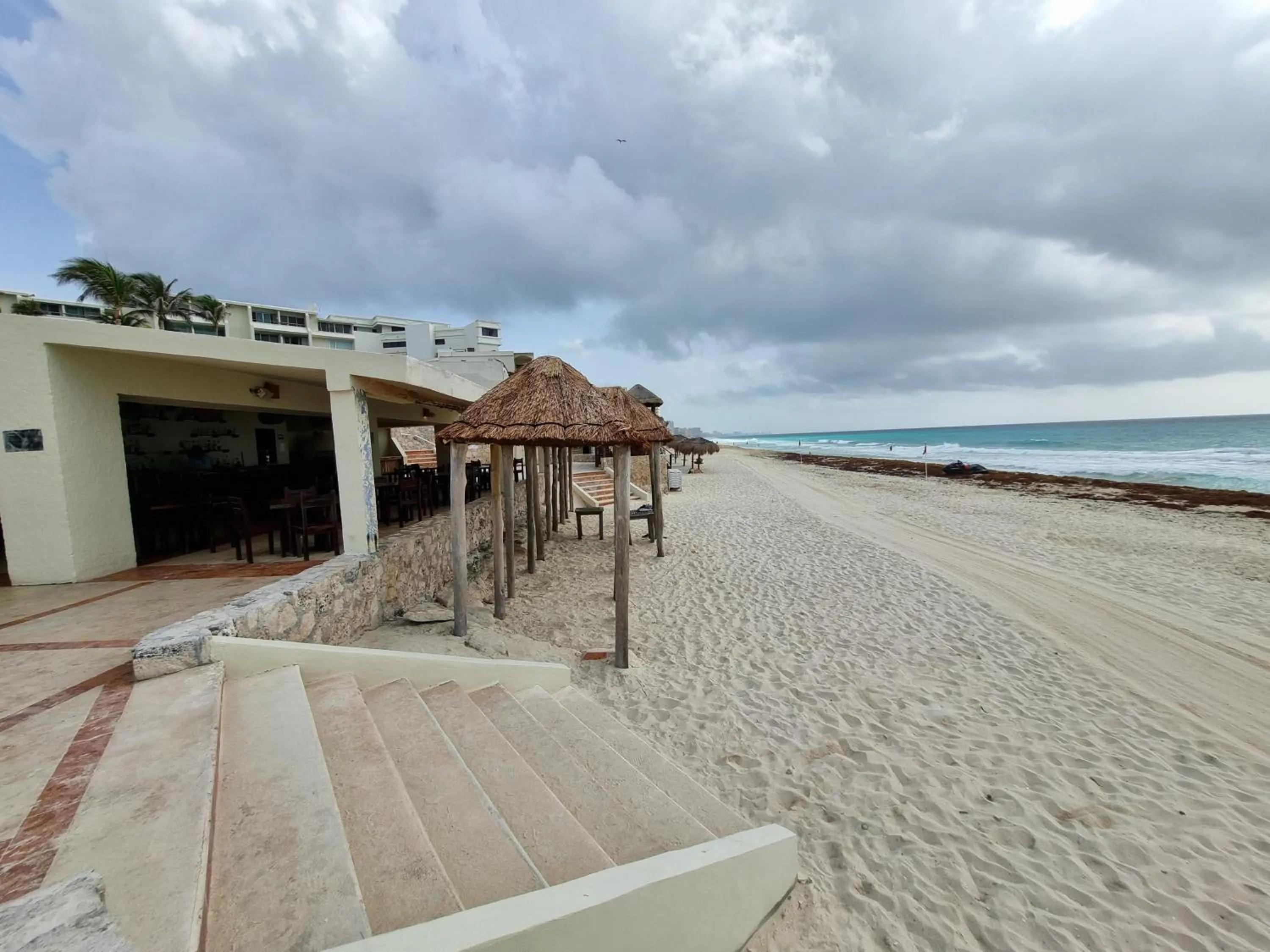 Swimming pool in Apartment Ocean Front Cancun
