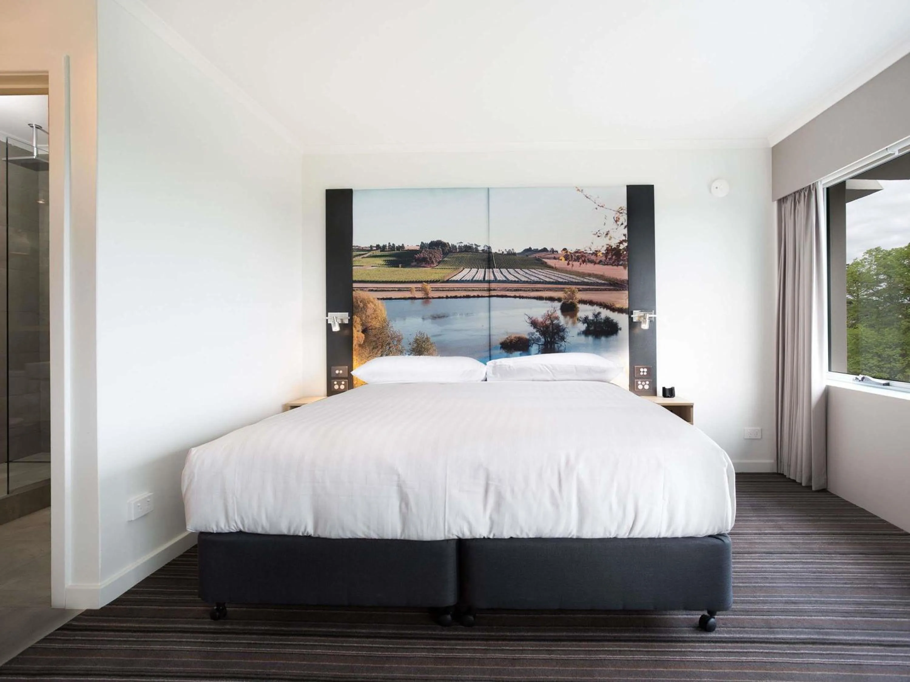 Bedroom, Bed in Mercure Launceston