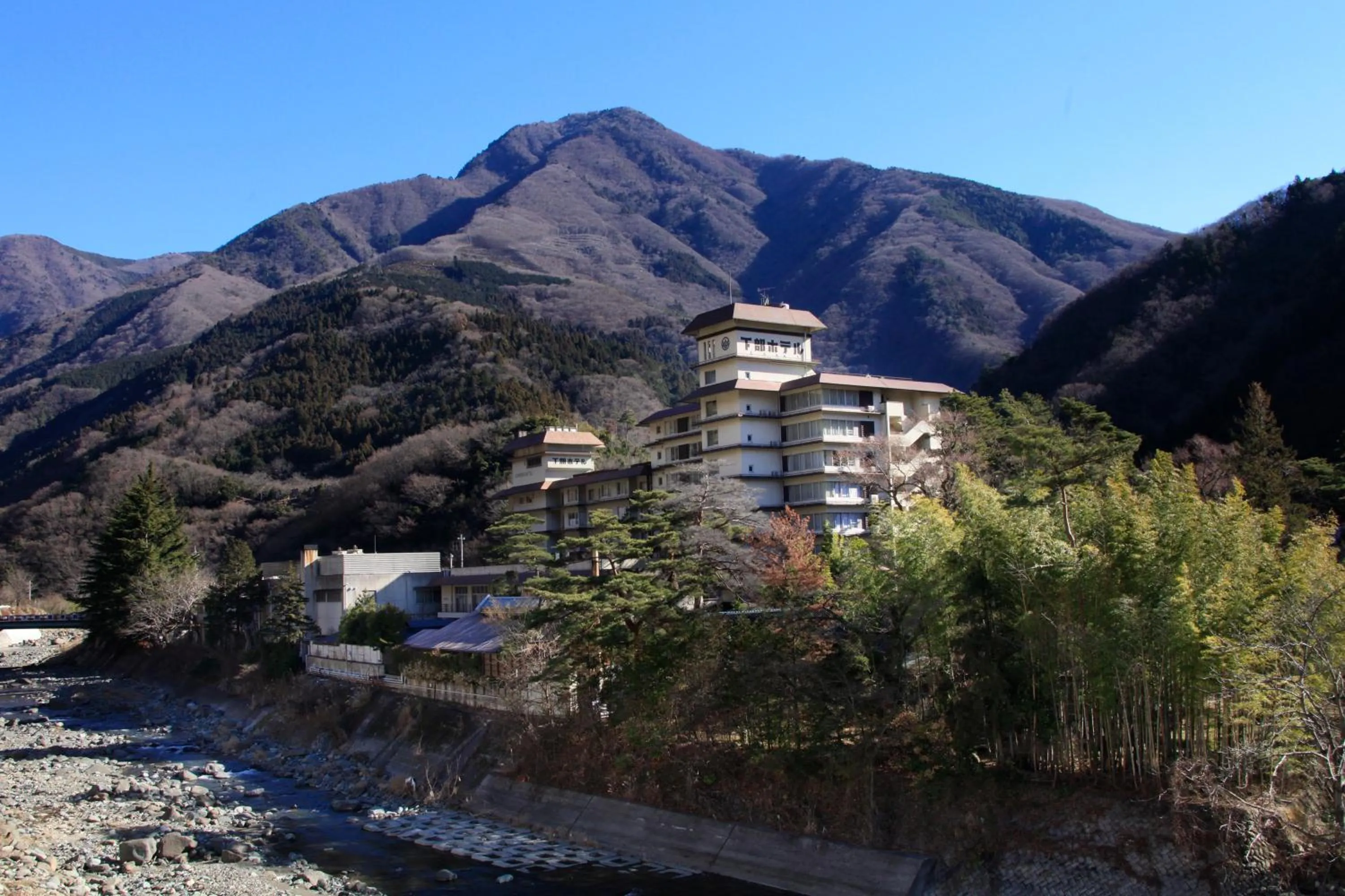Facade/entrance in Shimobe Hotel