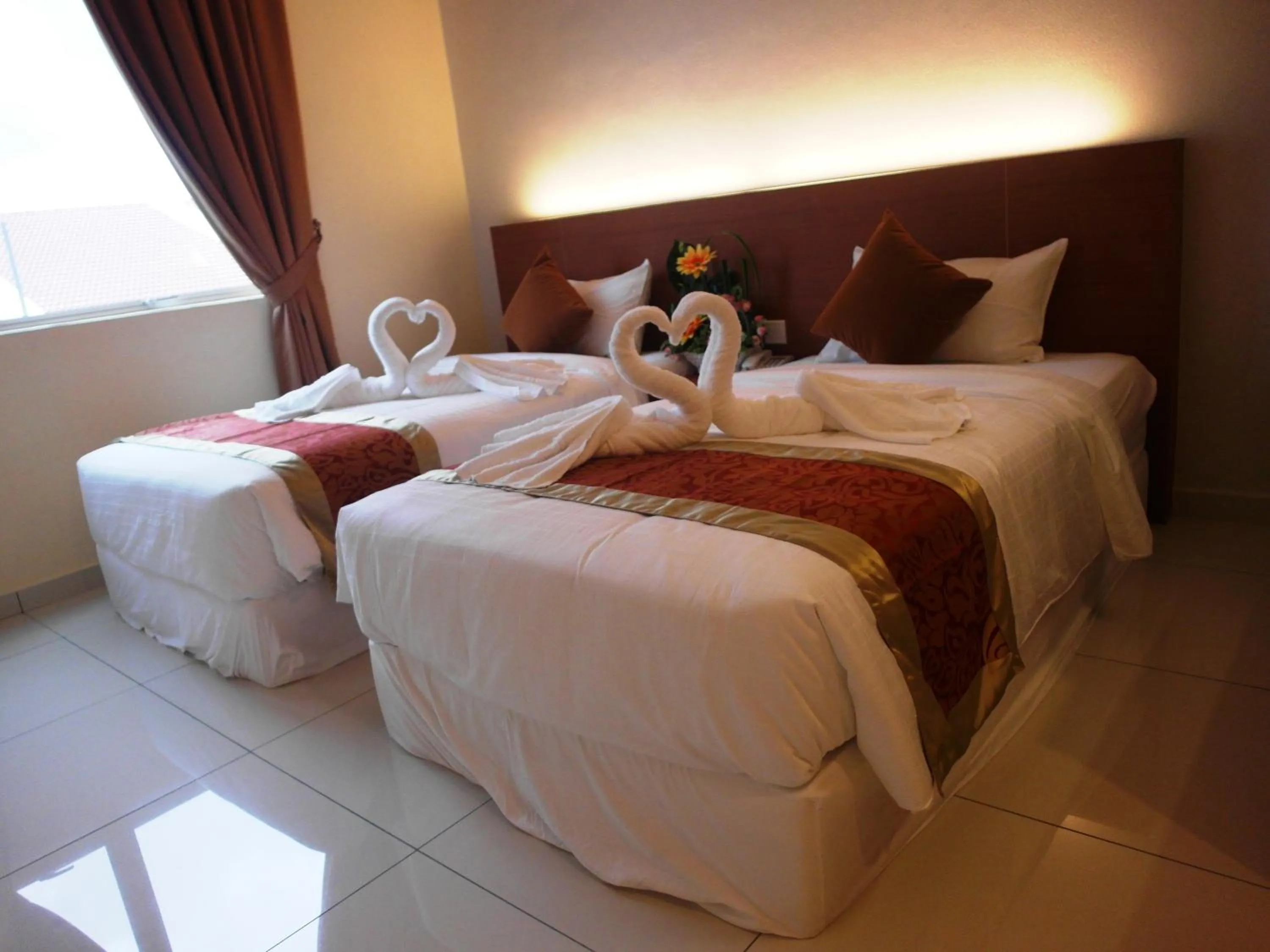 Bedroom, Bed in Supreme Hotel