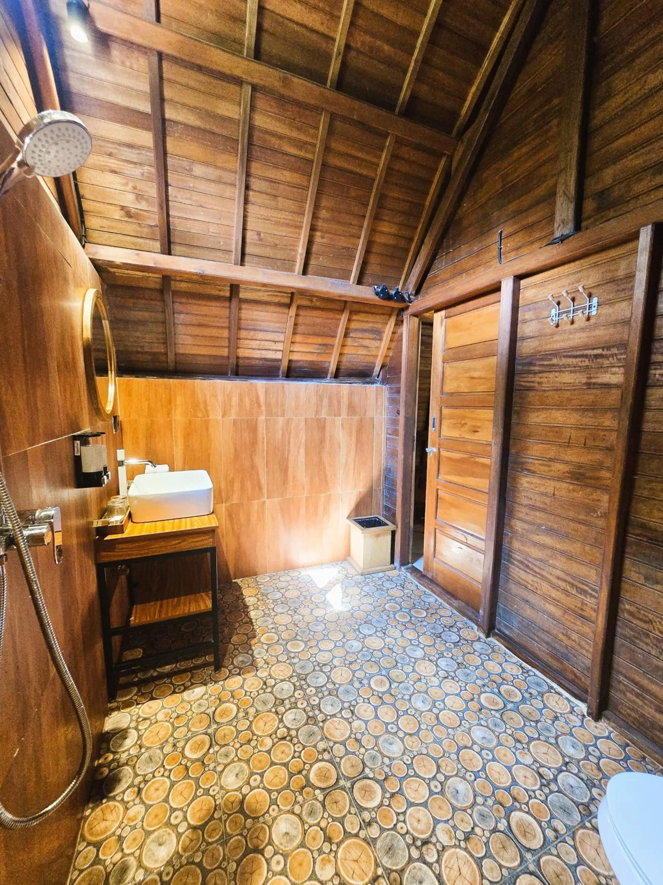 Bathroom in Dudu Cottage Nusa Penida
