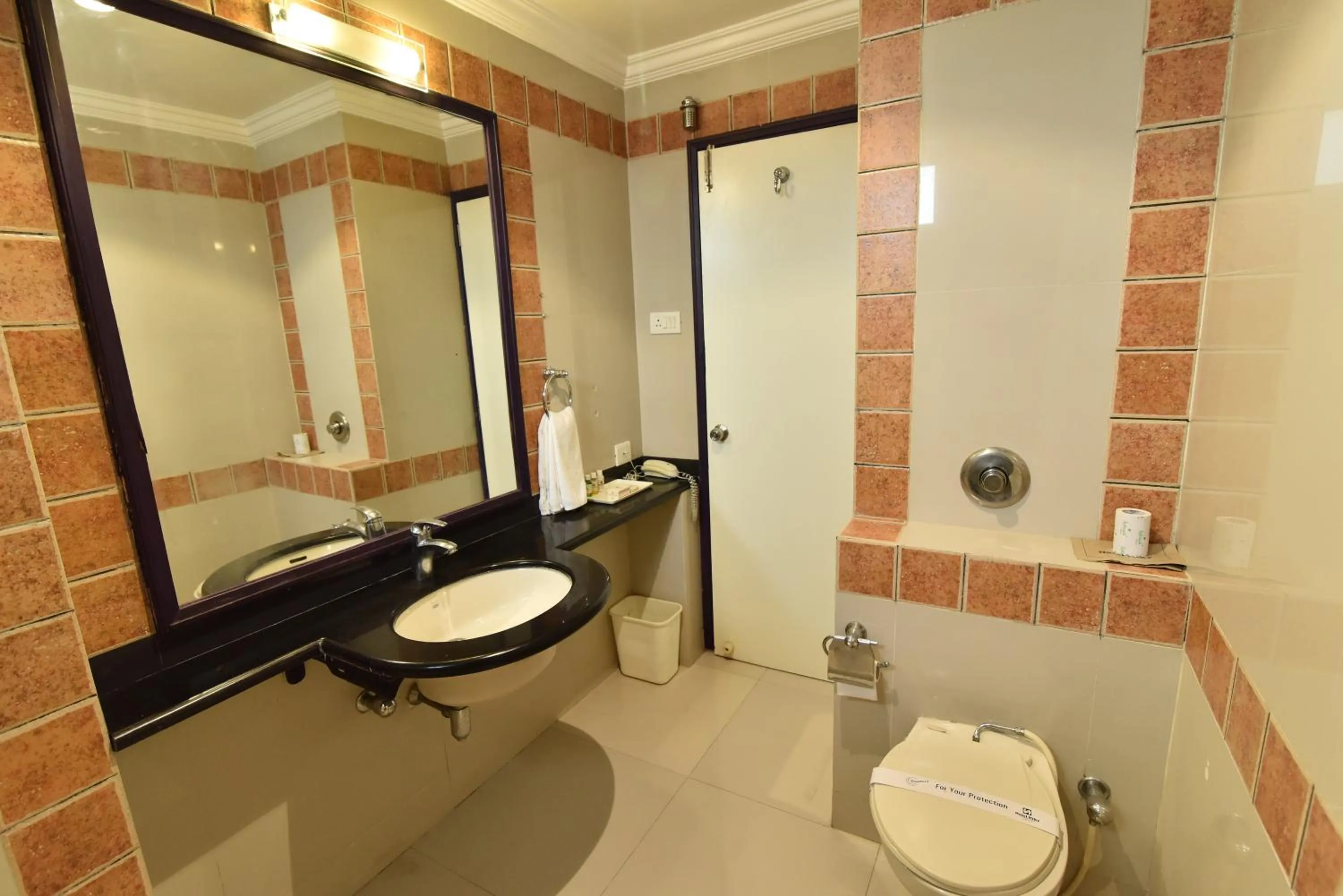 Bedroom in Hotel Niky International