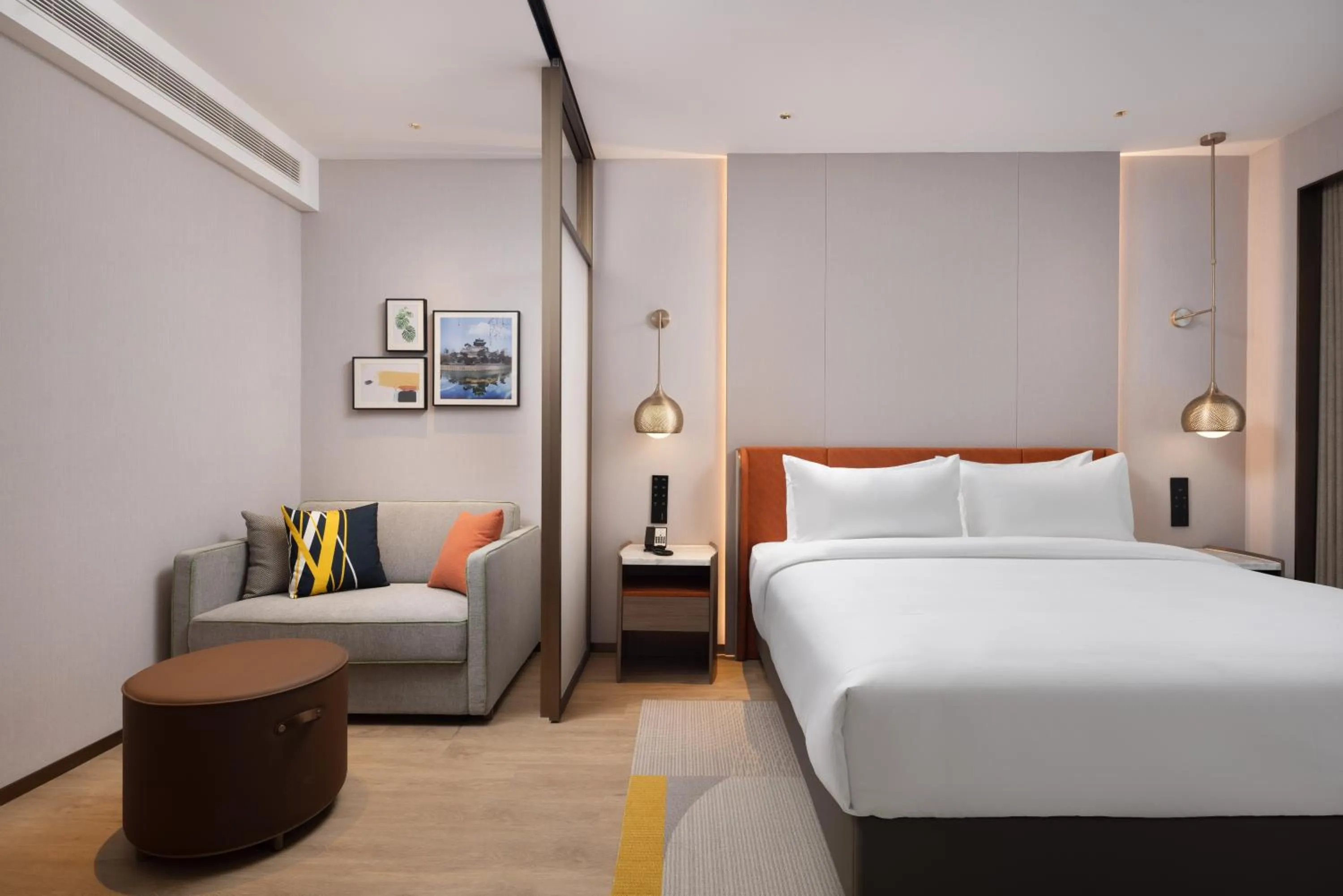 Seating area, Bed in Home2 Suite by Hilton East Handan Station