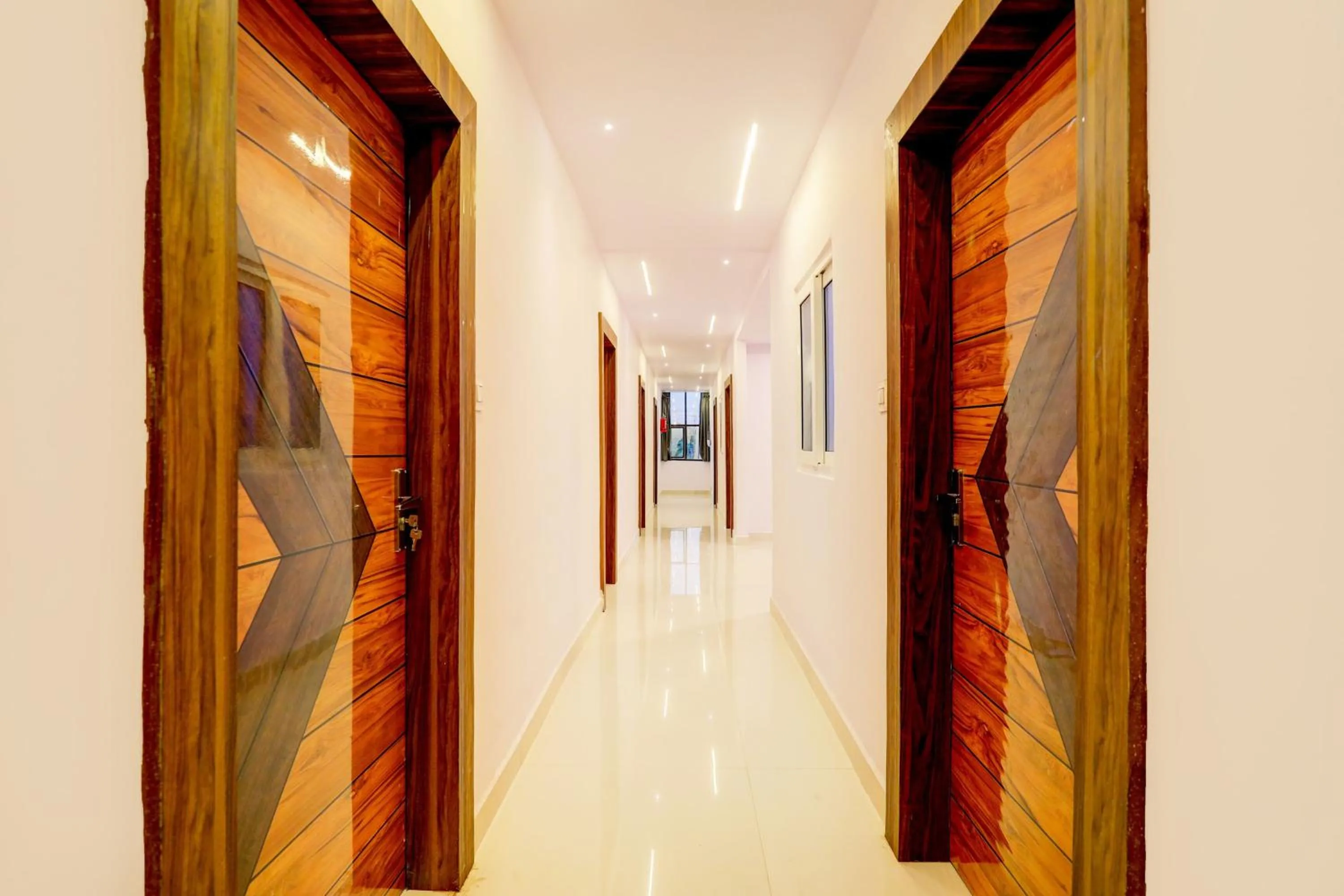 Lobby or reception in Hotel O Savoy Grand