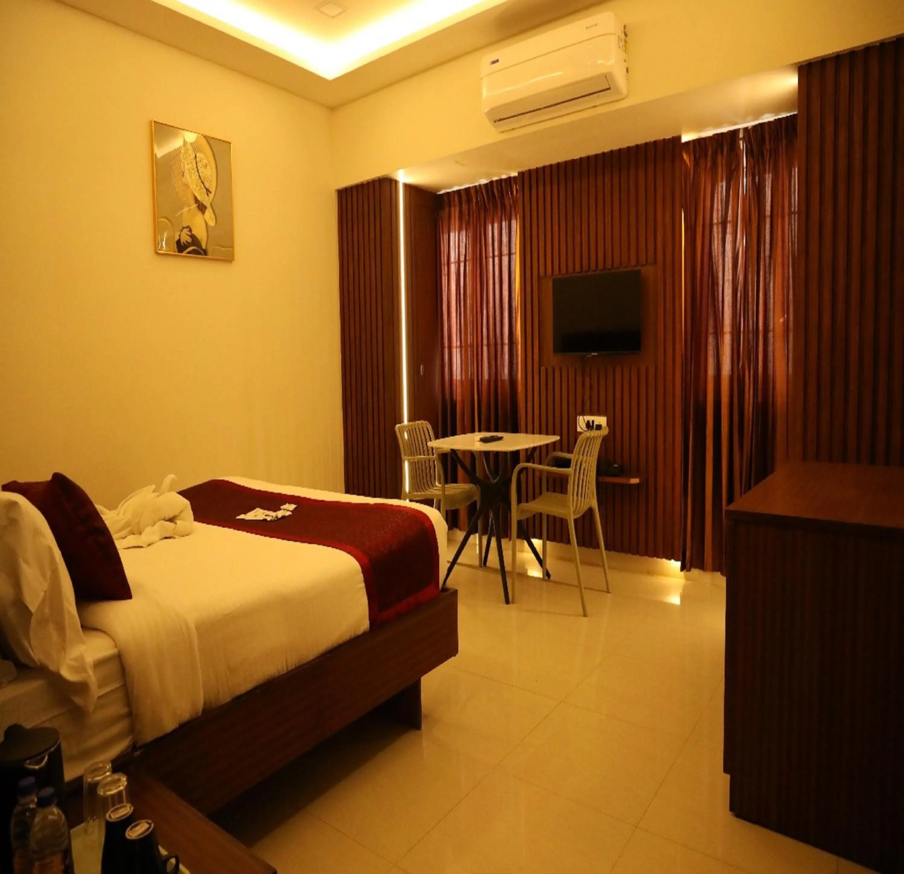 Bedroom, Bed in Manopriya Residency by Azalea