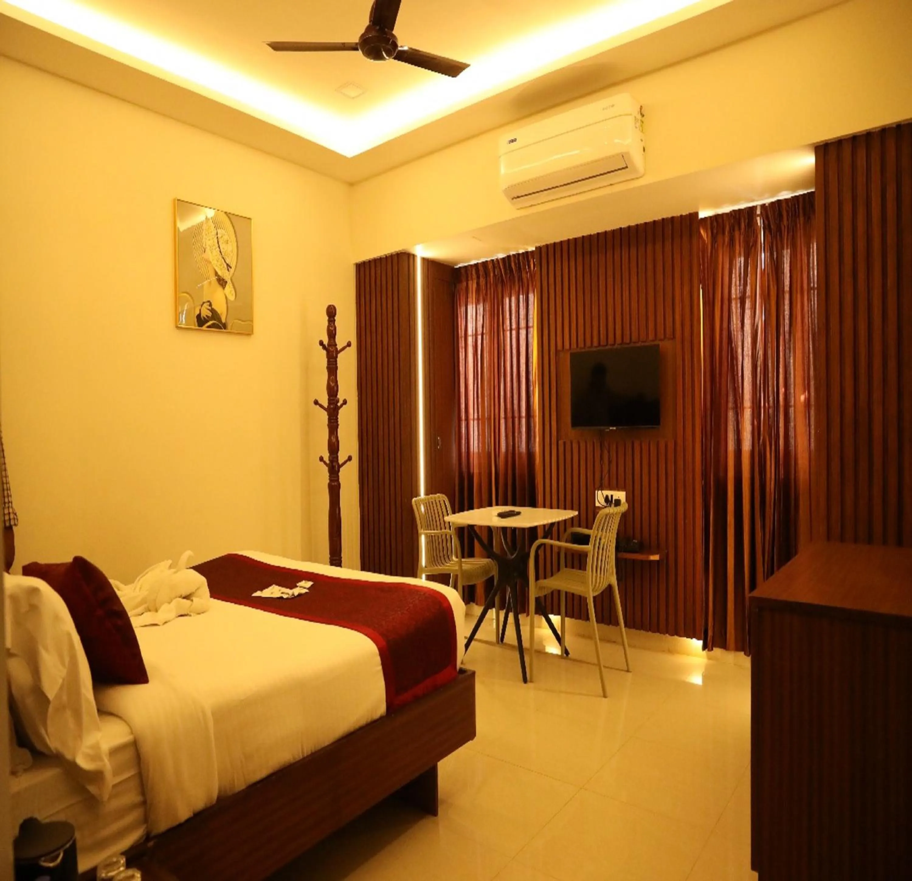 Bedroom, Bed in Manopriya Residency by Azalea