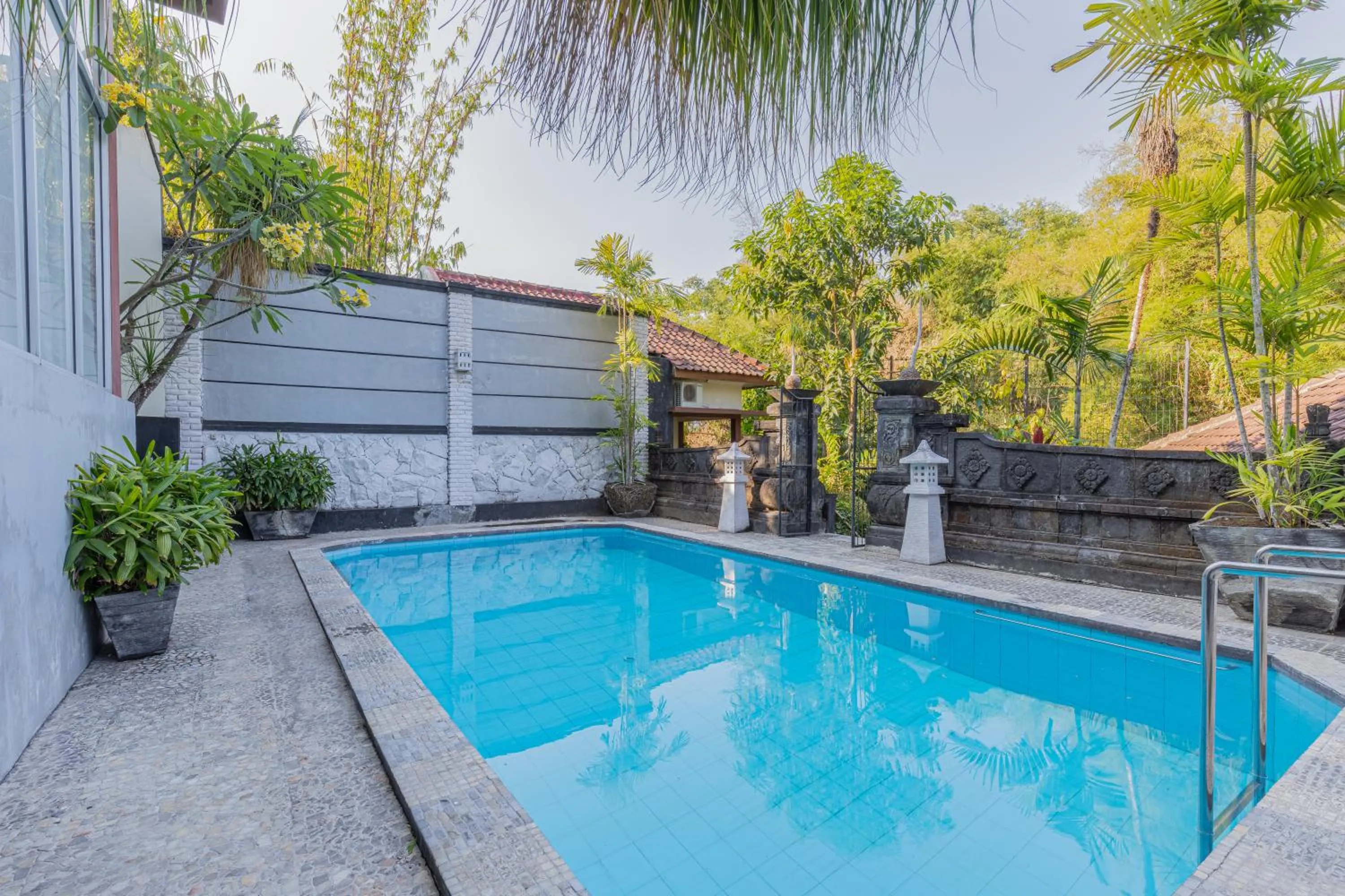 Day in Pondok Gajah Hotel