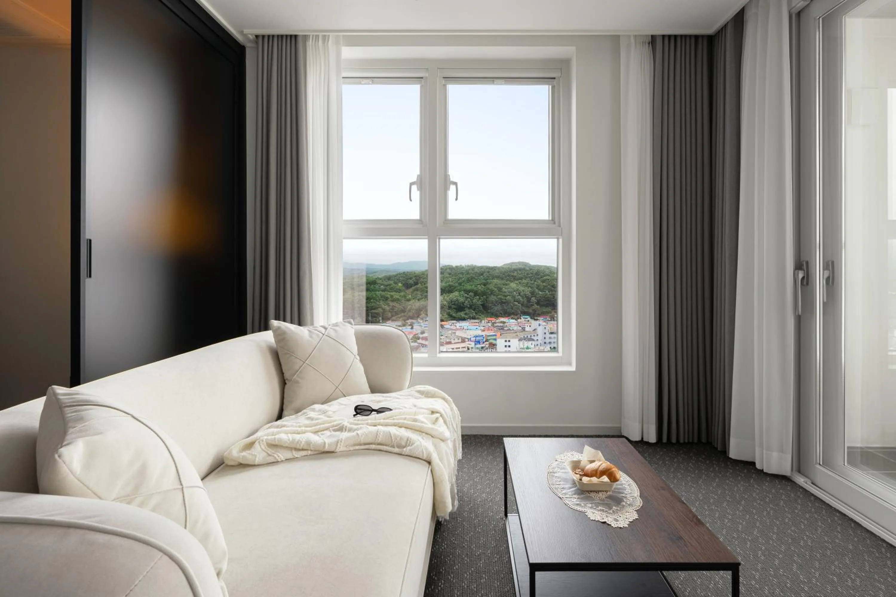 Living room in Urbanstay Naksan Beach