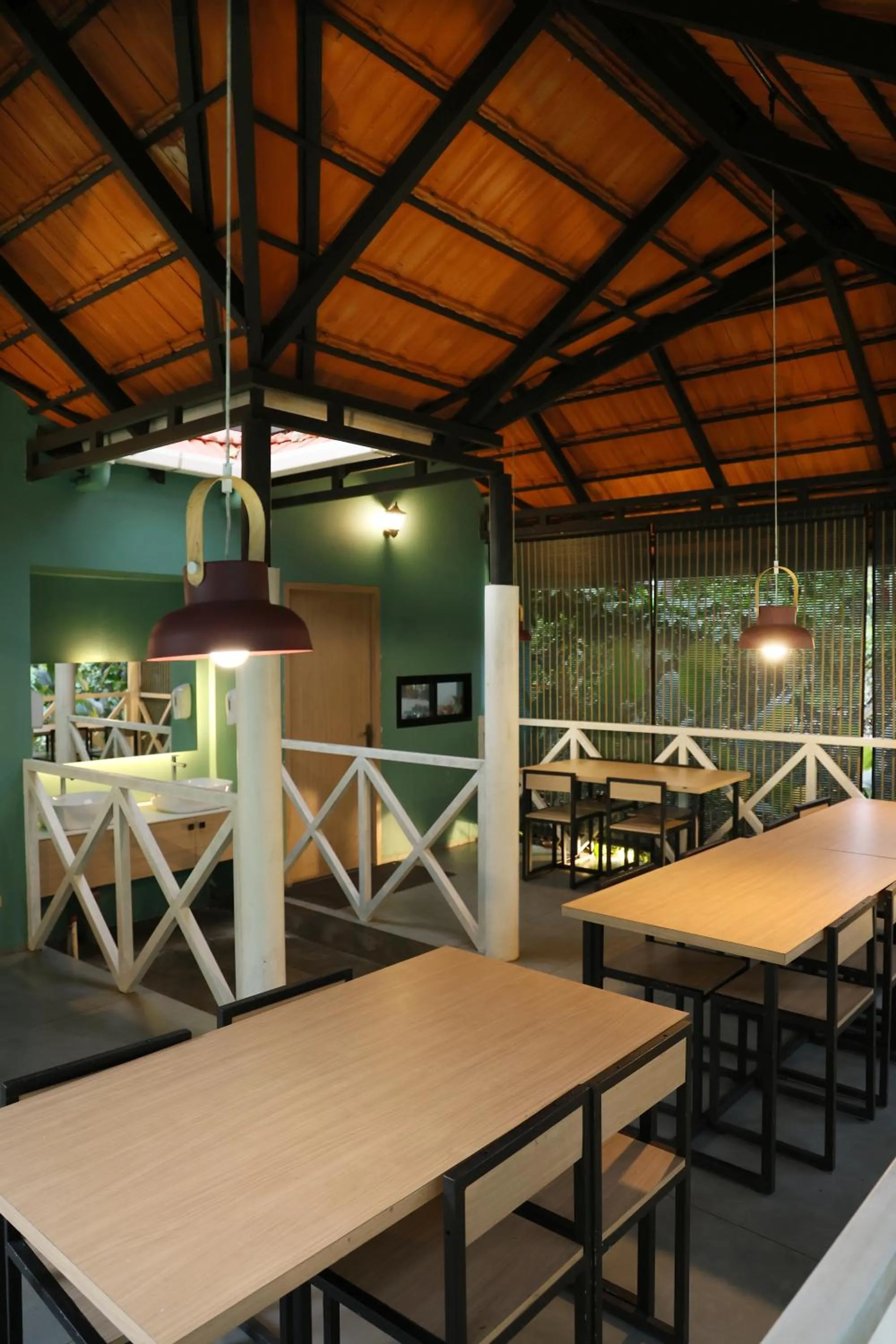 Restaurant/places to eat in Bay View Suites, Vythiri, Wayanad