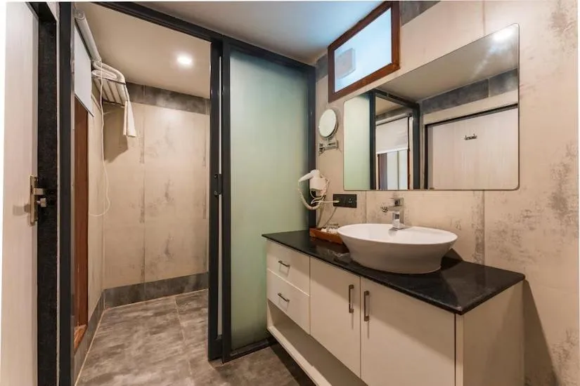 Foxoso La Beach Resort & Spa