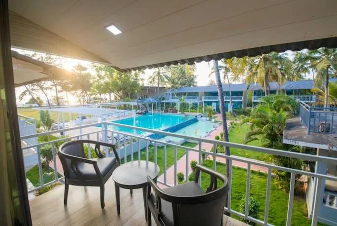 Balcony/Terrace in Foxoso La Beach Resort & Spa