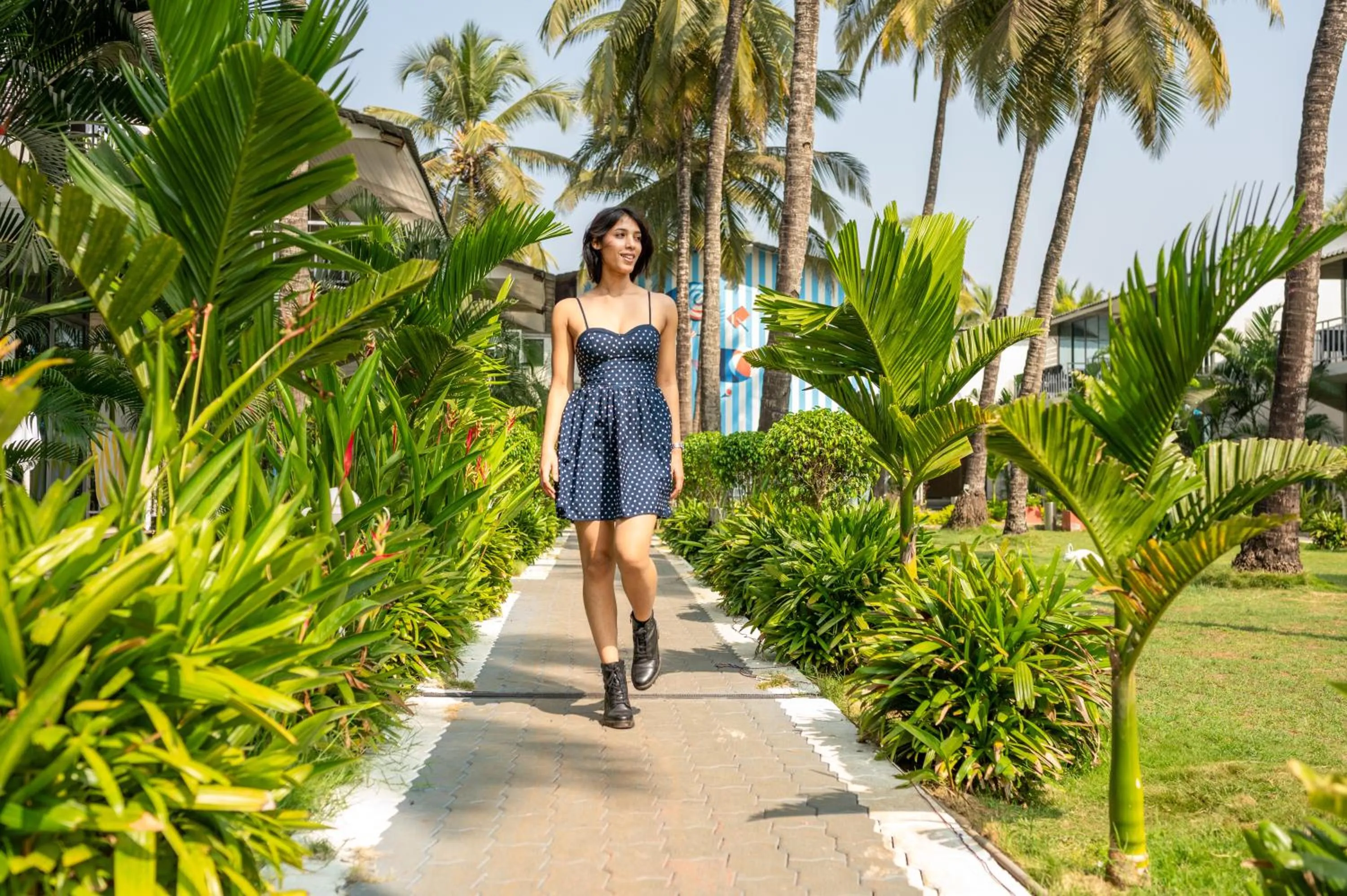 Foxoso La Beach Resort & Spa