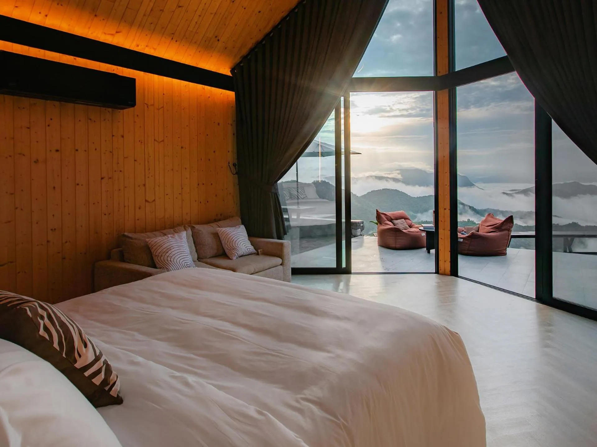 Bedroom, Bed in Pino Latte Khao Kho