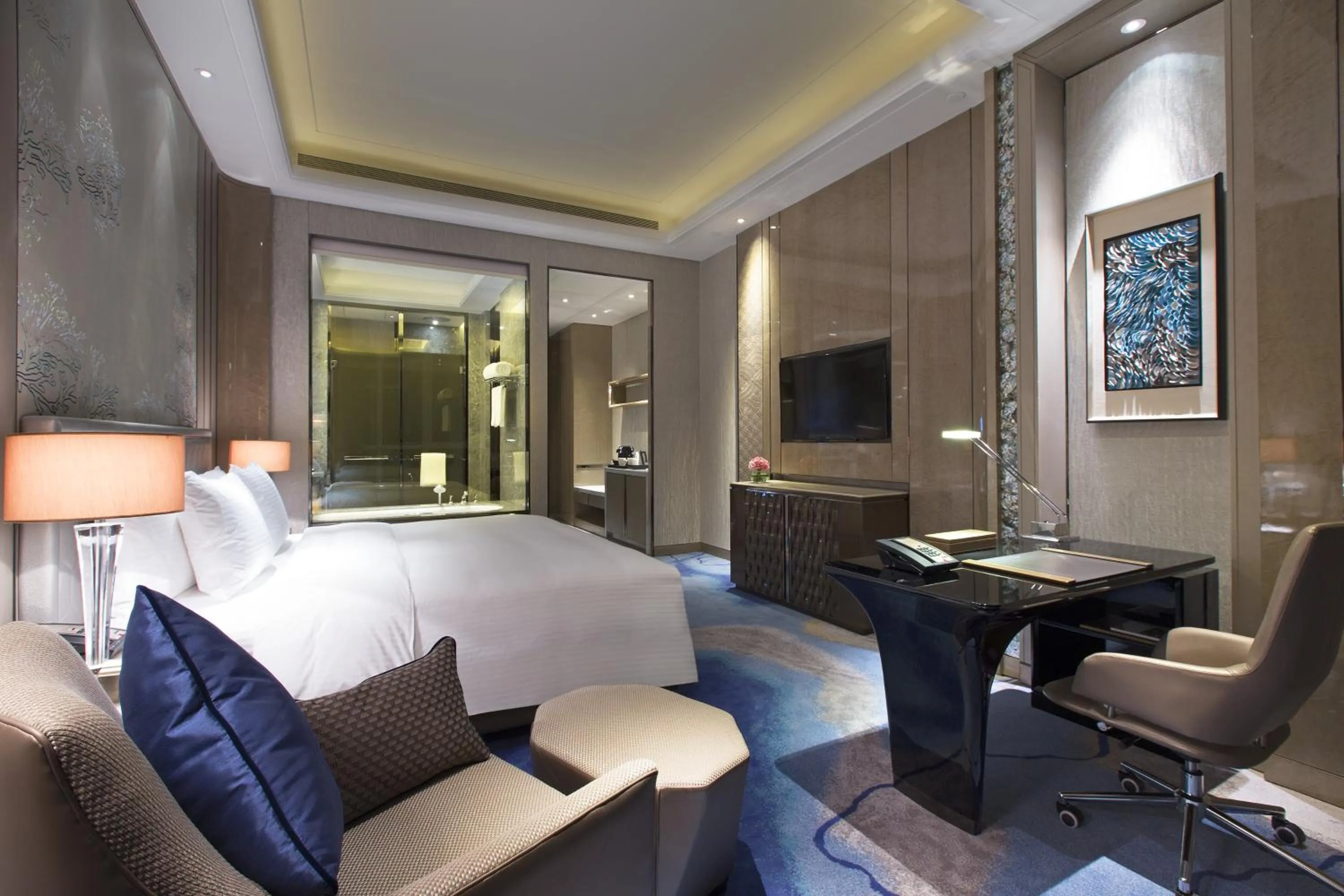 Photo of the whole room in Pullman Yantai Center