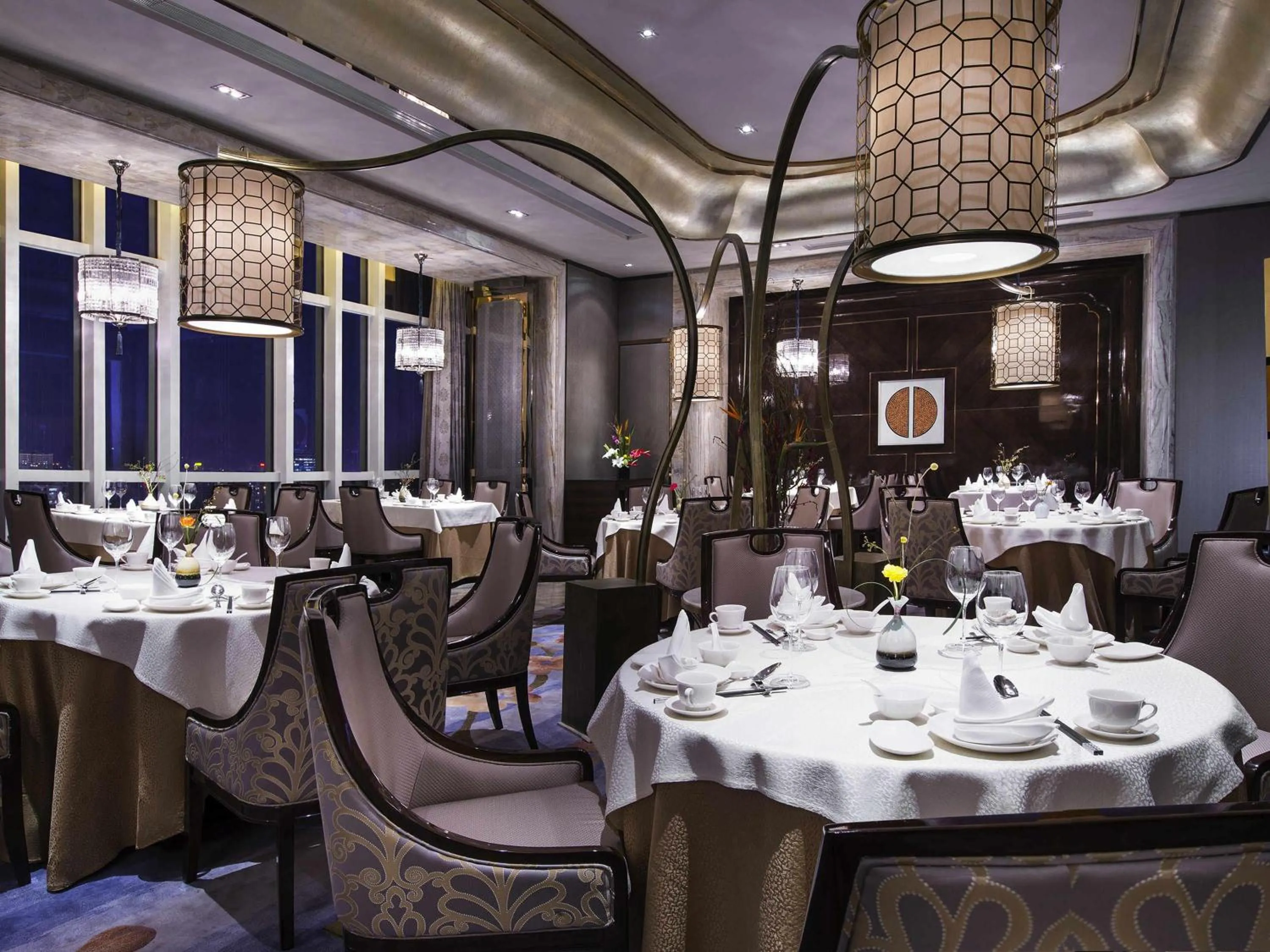 Restaurant/places to eat in Pullman Yantai Center