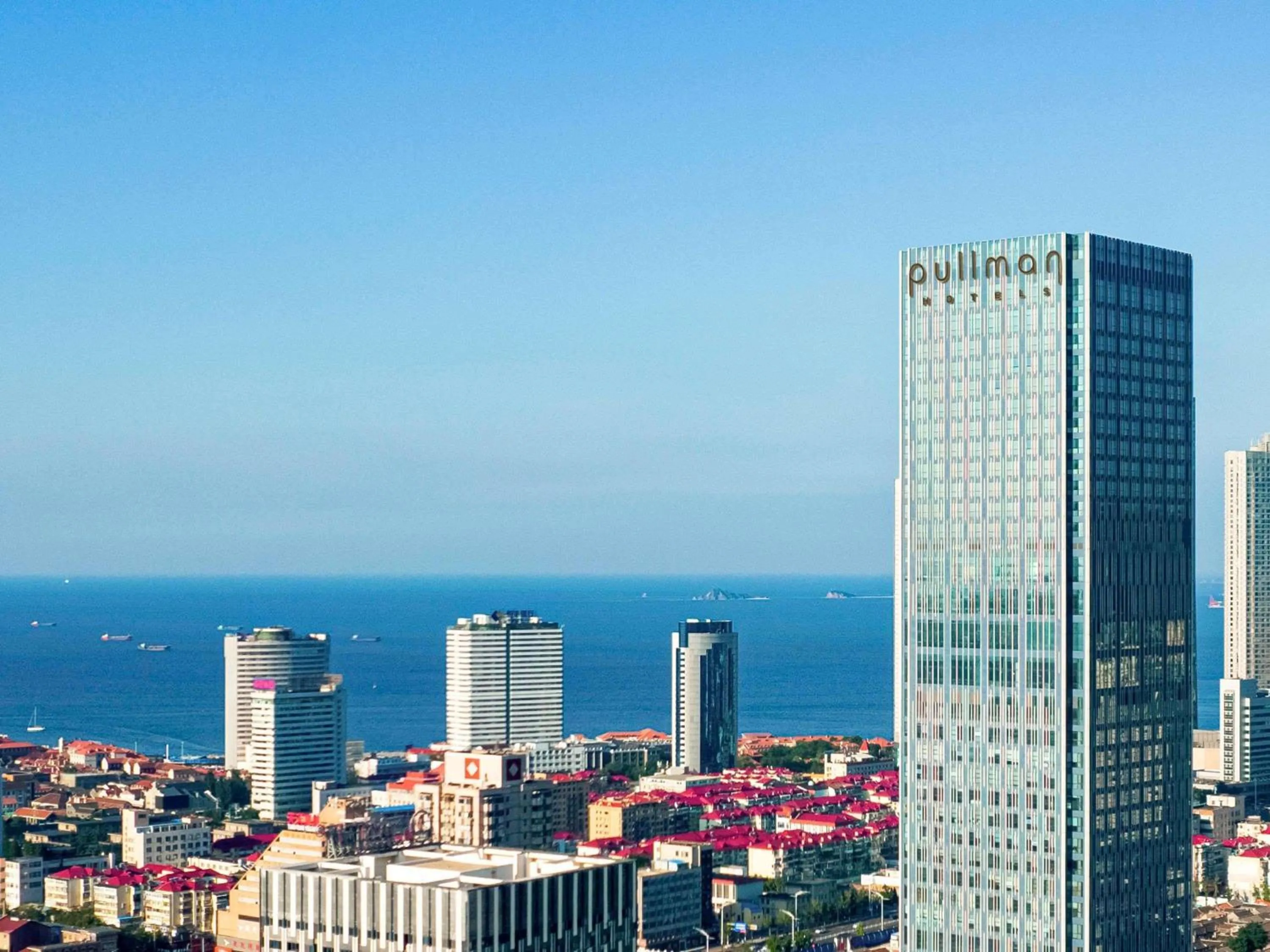 Property building in Pullman Yantai Center