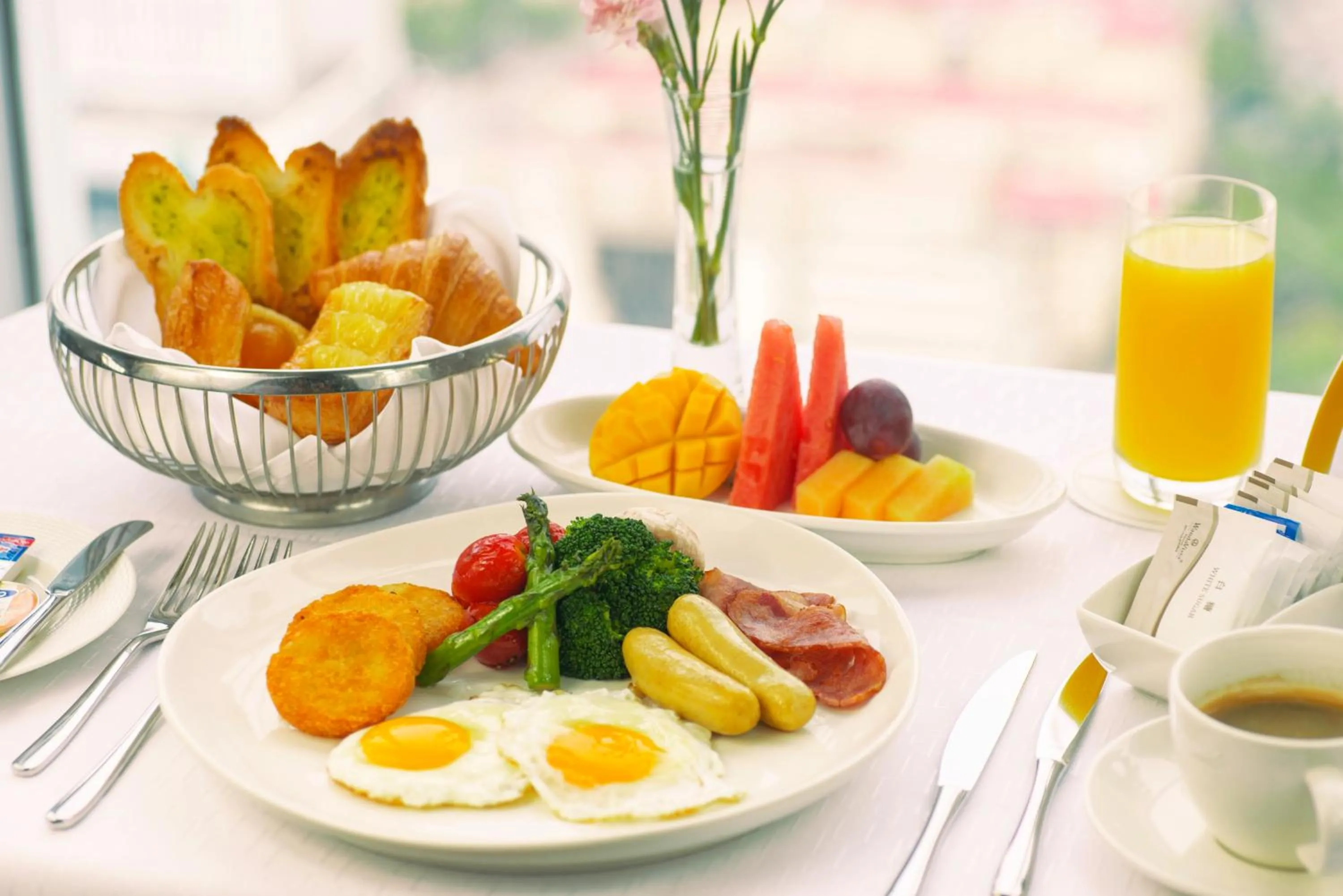 Asian breakfast in Pullman Yantai Center