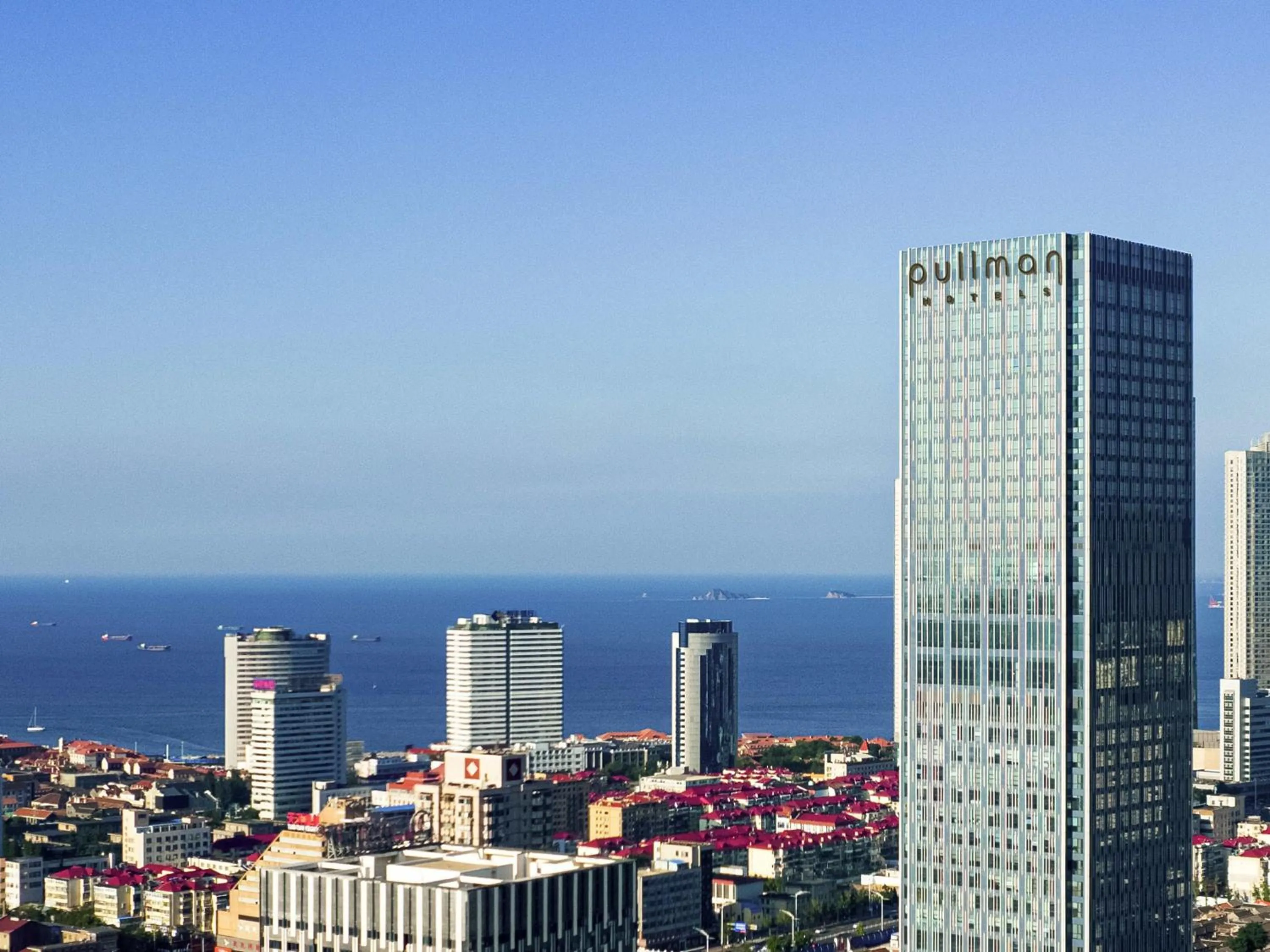 Property building in Pullman Yantai Center