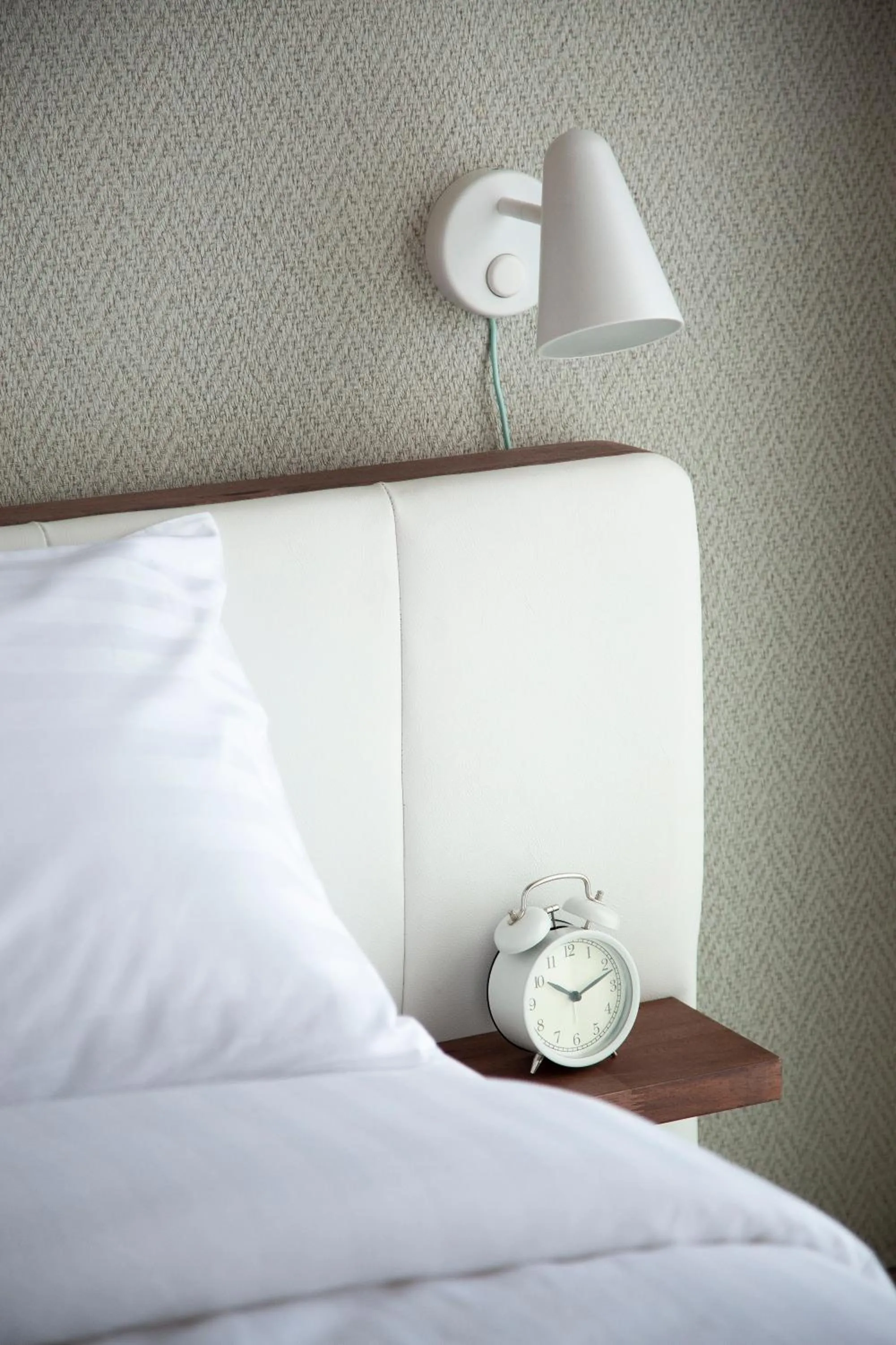 Bedroom, Bed in Parrish Serviced Apartment