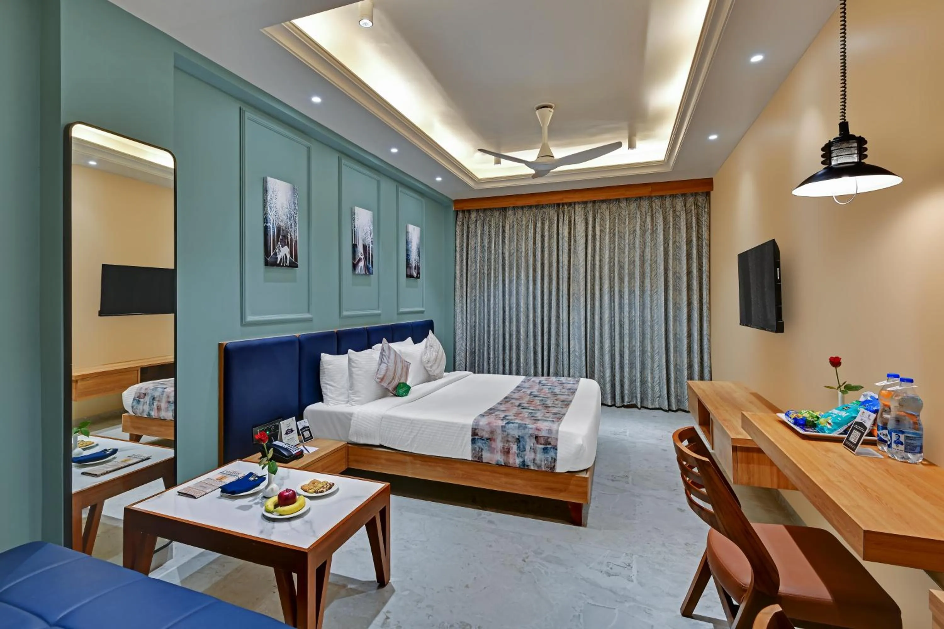 Bedroom in Click Hotel Royal Pearl, Galenda, Dahej