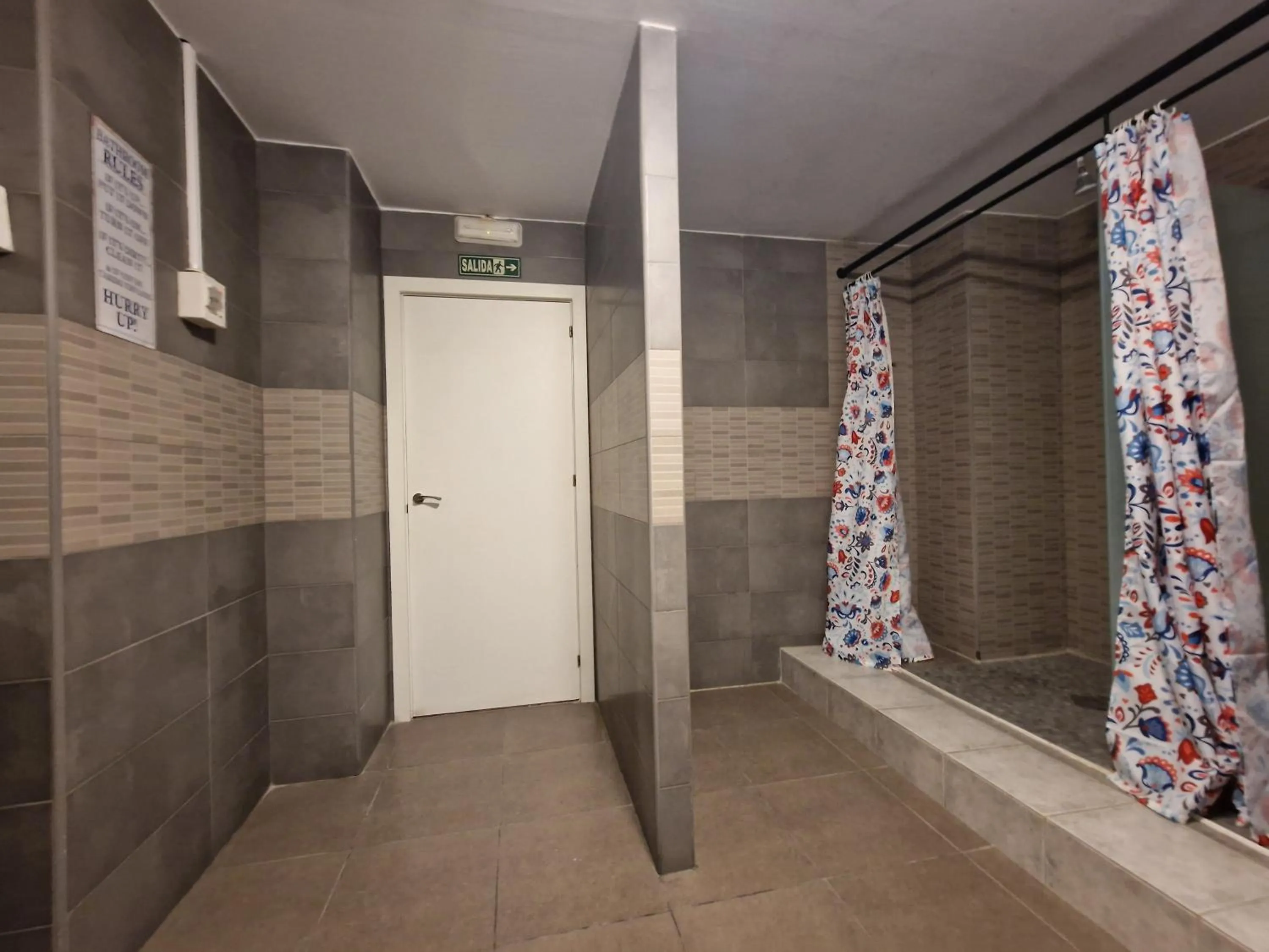 Shower in Arc House Barcelona