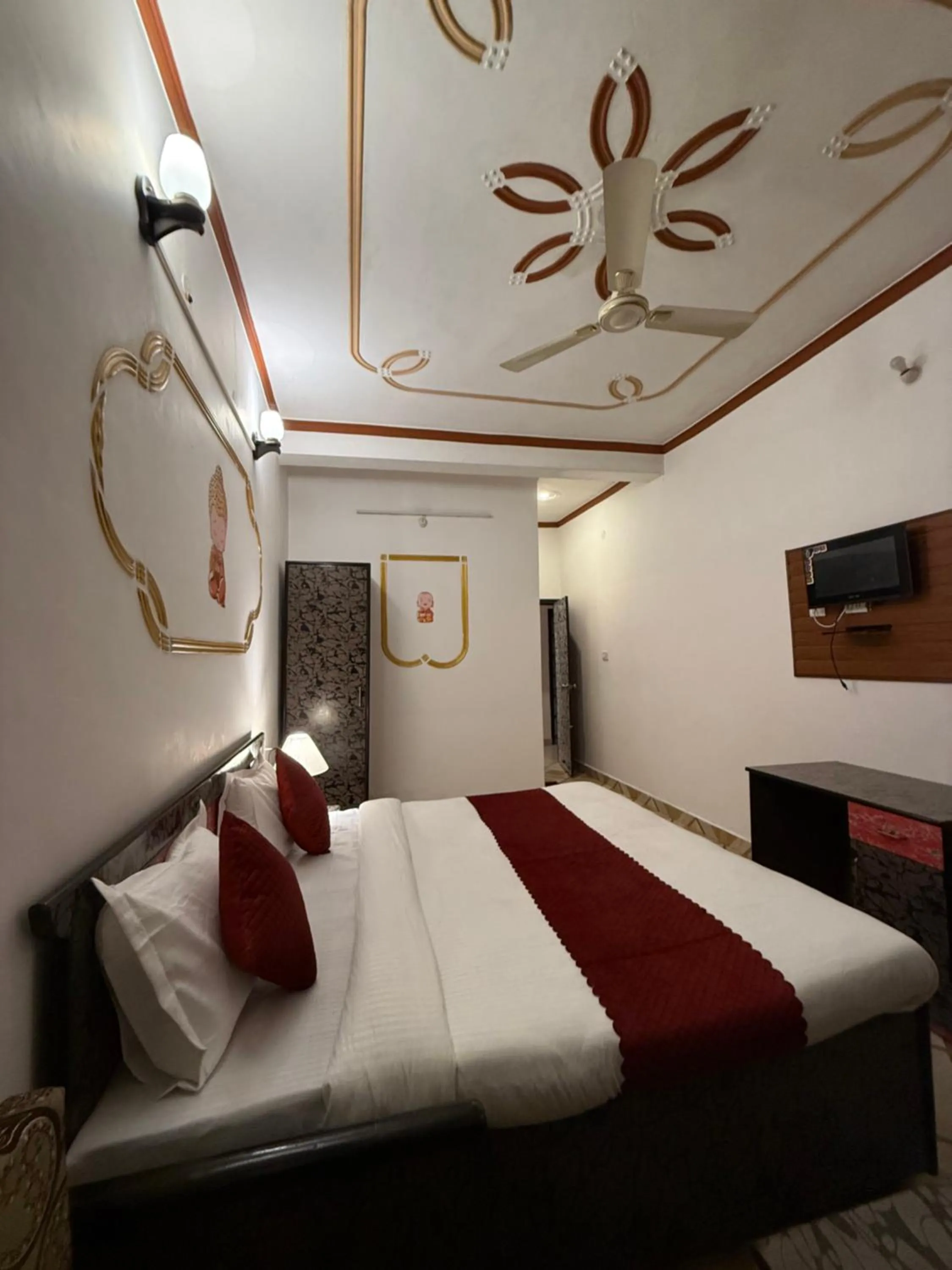 Hashtagg hostel and hotel