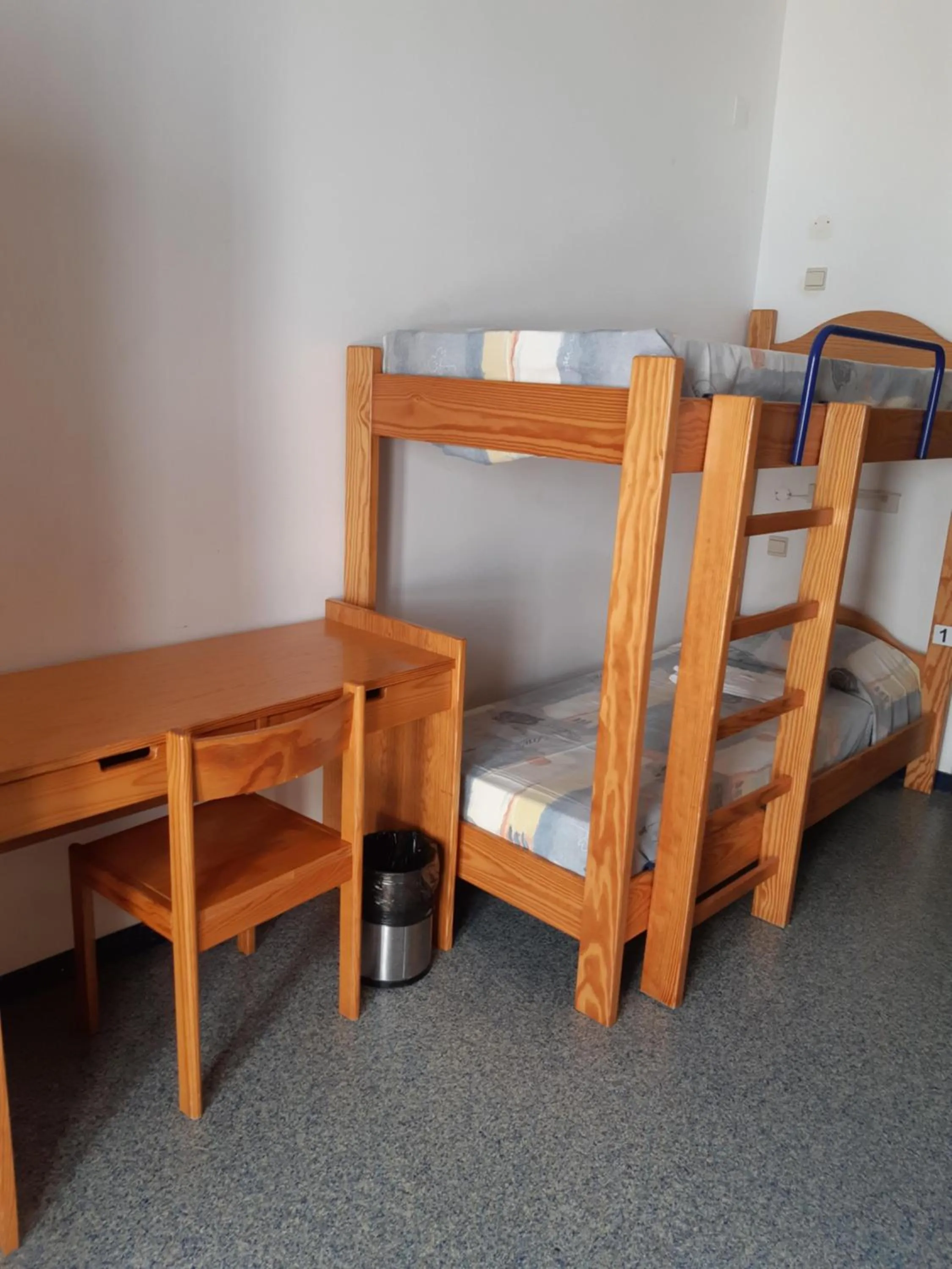 Photo of the whole room, Bed in HI Beja - Pousada de Juventude