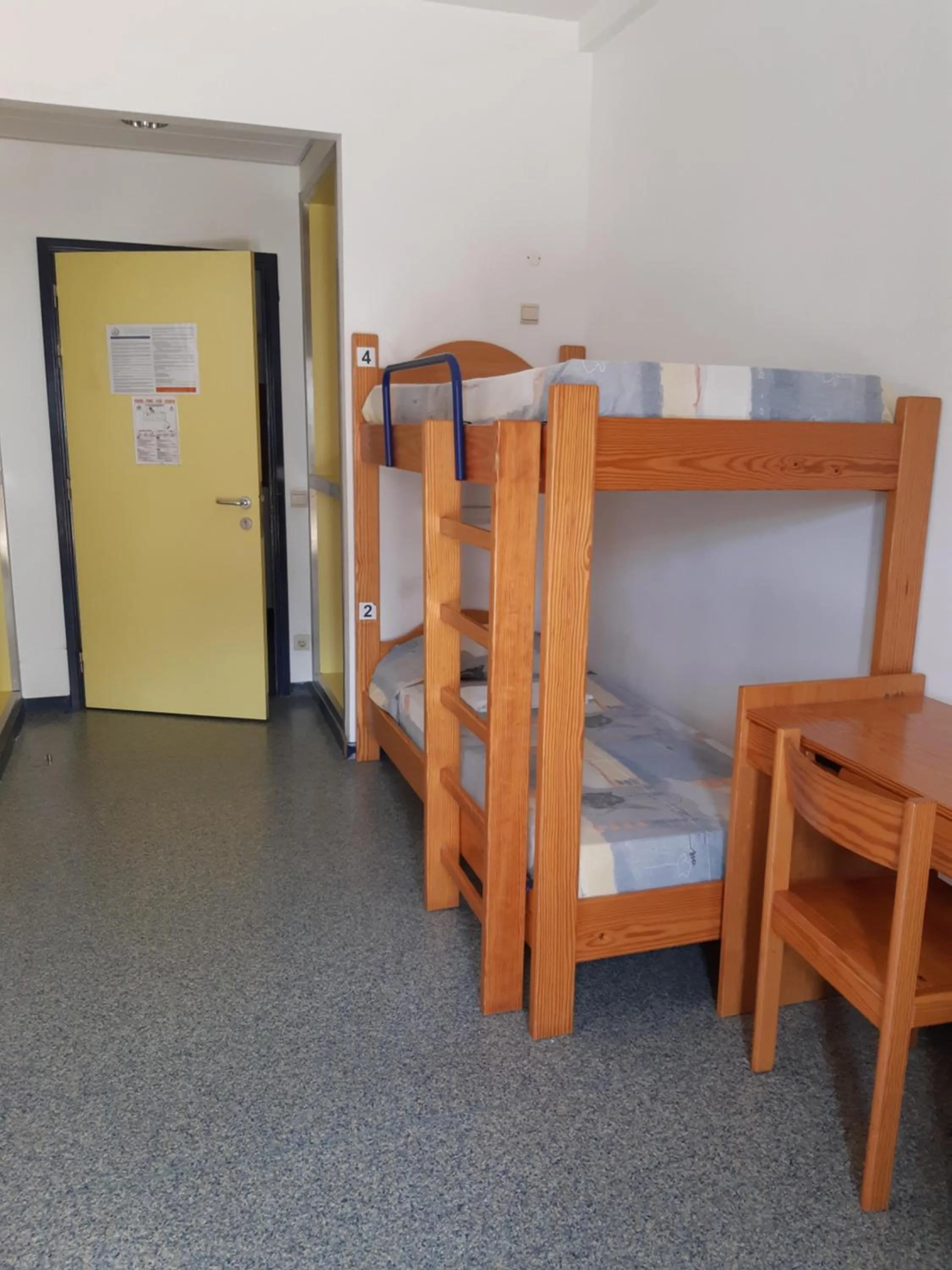 Bedroom, Bed in HI Beja - Pousada de Juventude