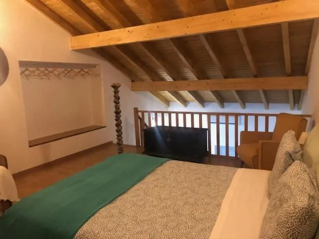 Bed in Casas da Moagem