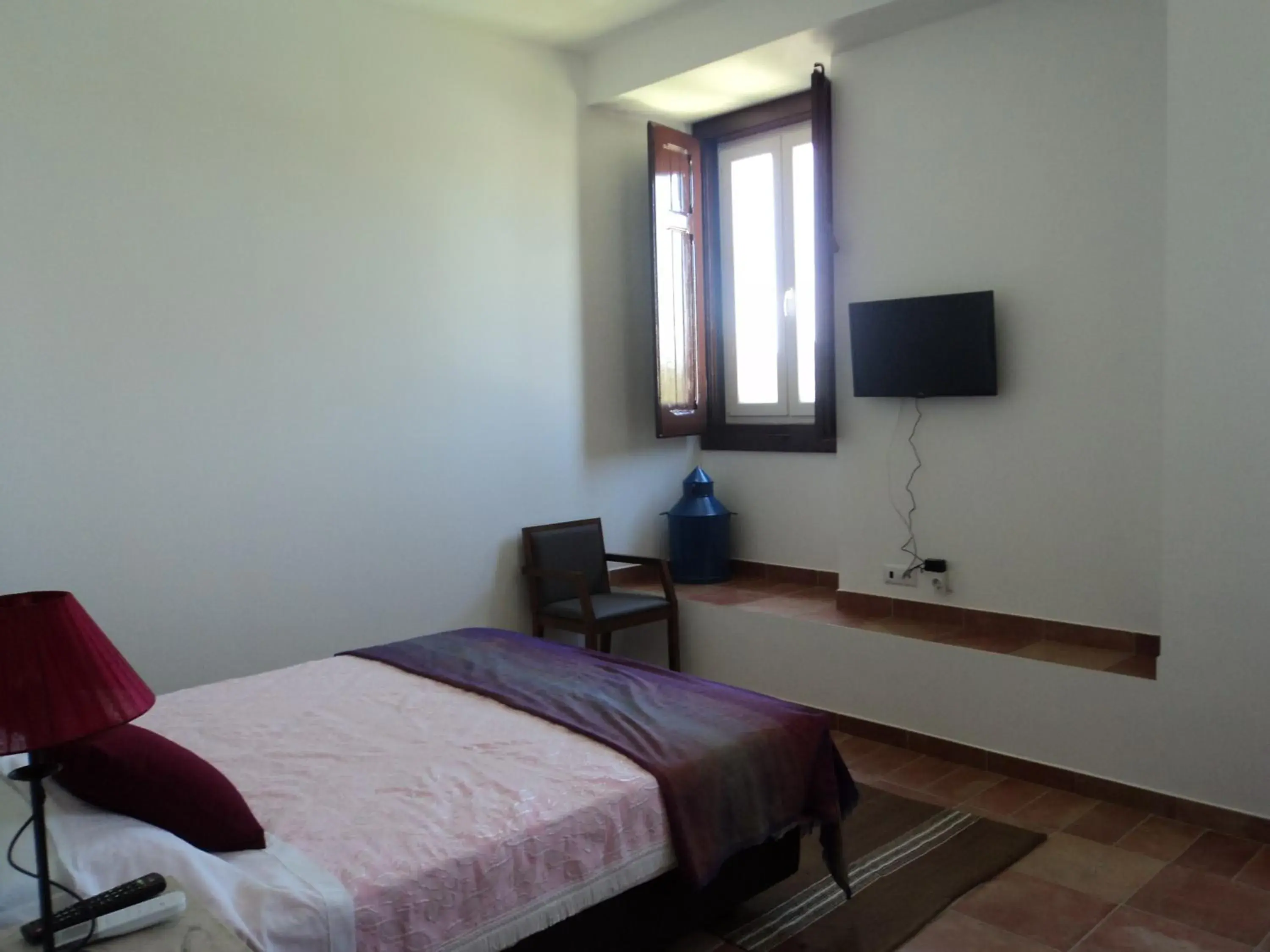 Queen Room - Disability Access in Casas da Moagem Queen Room - Disability Access in Casas da Moagem