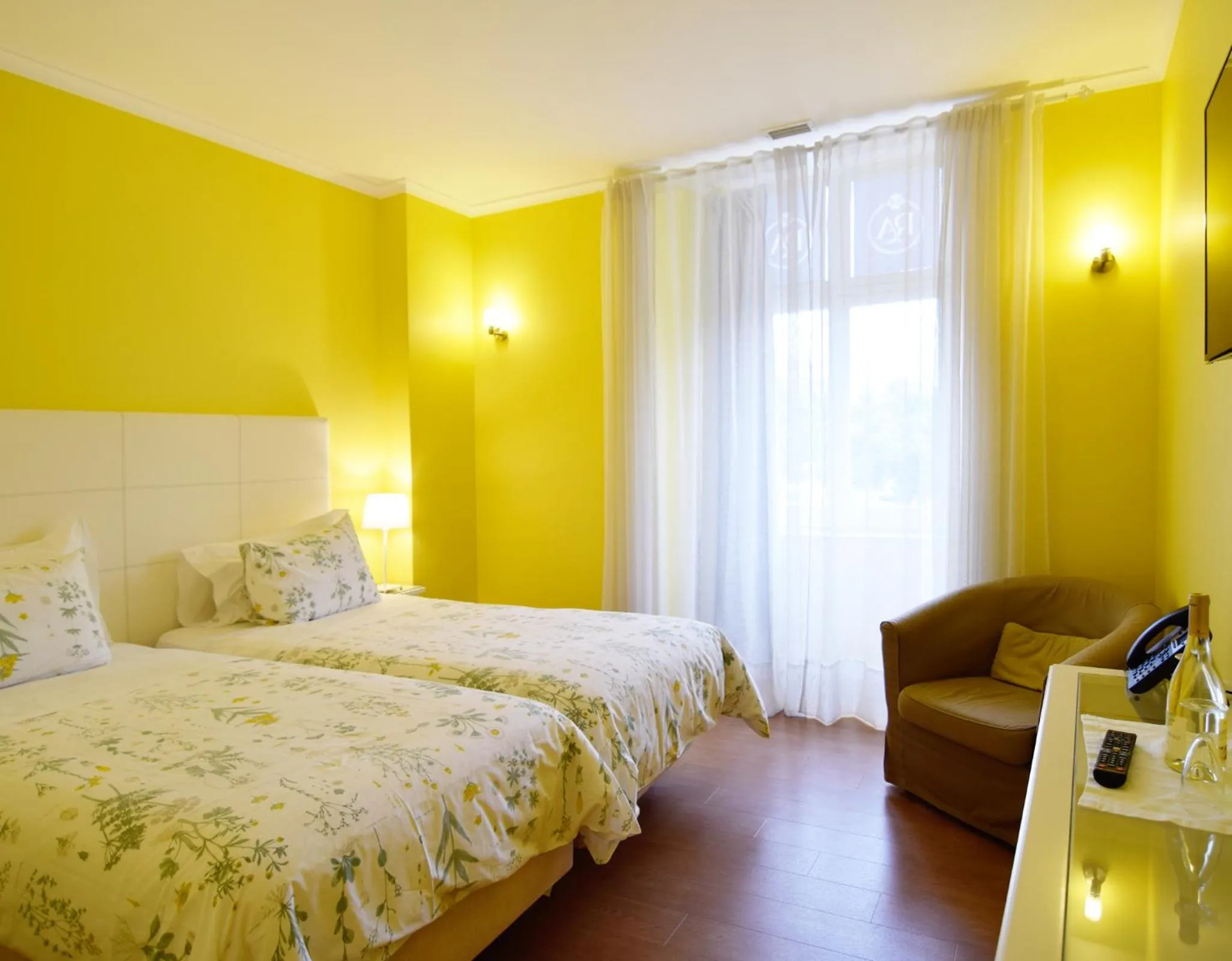 TV and multimedia, Bed in Rossio Apartments