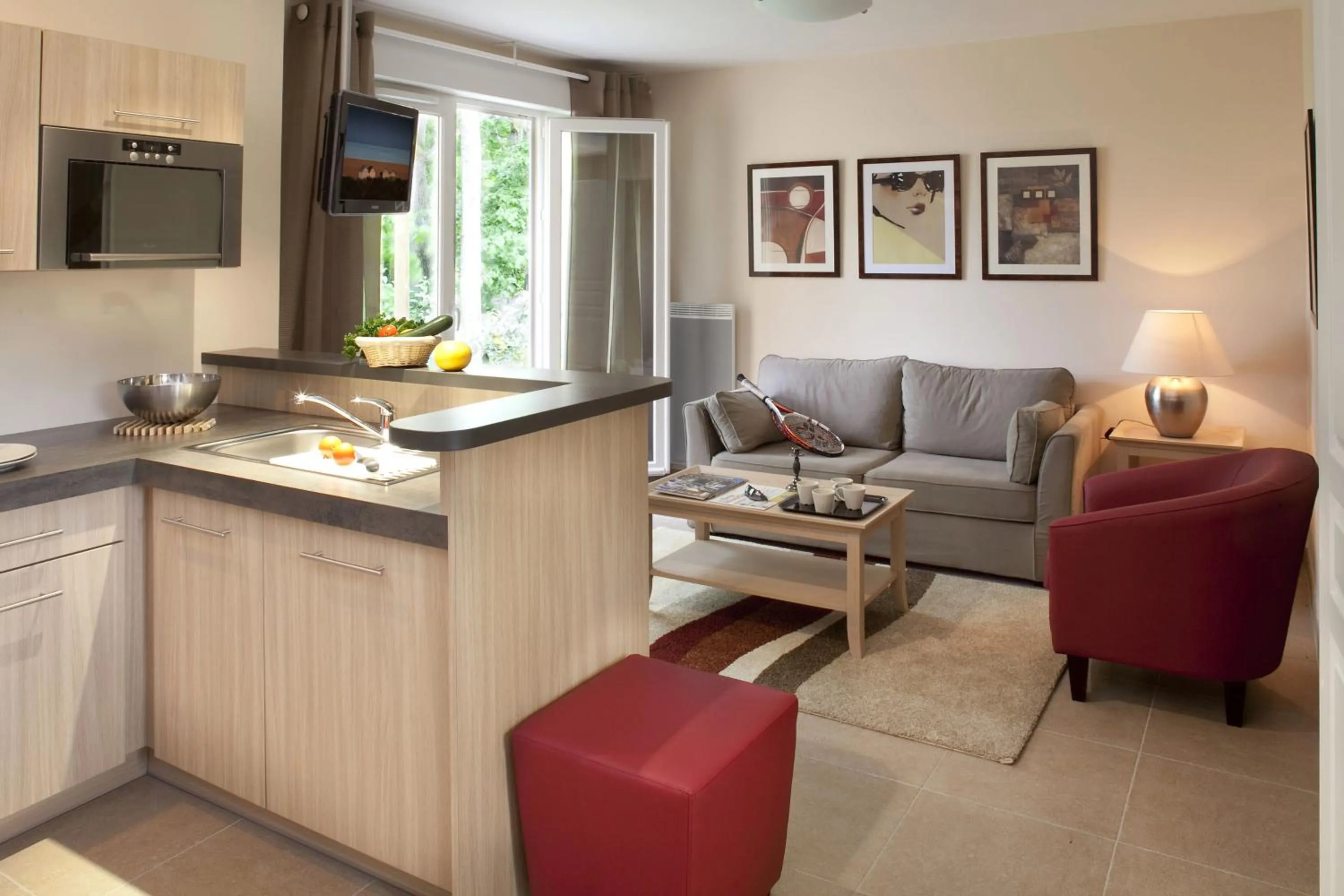 TV and multimedia in Le Domaine des Roches, Hotel & Spa