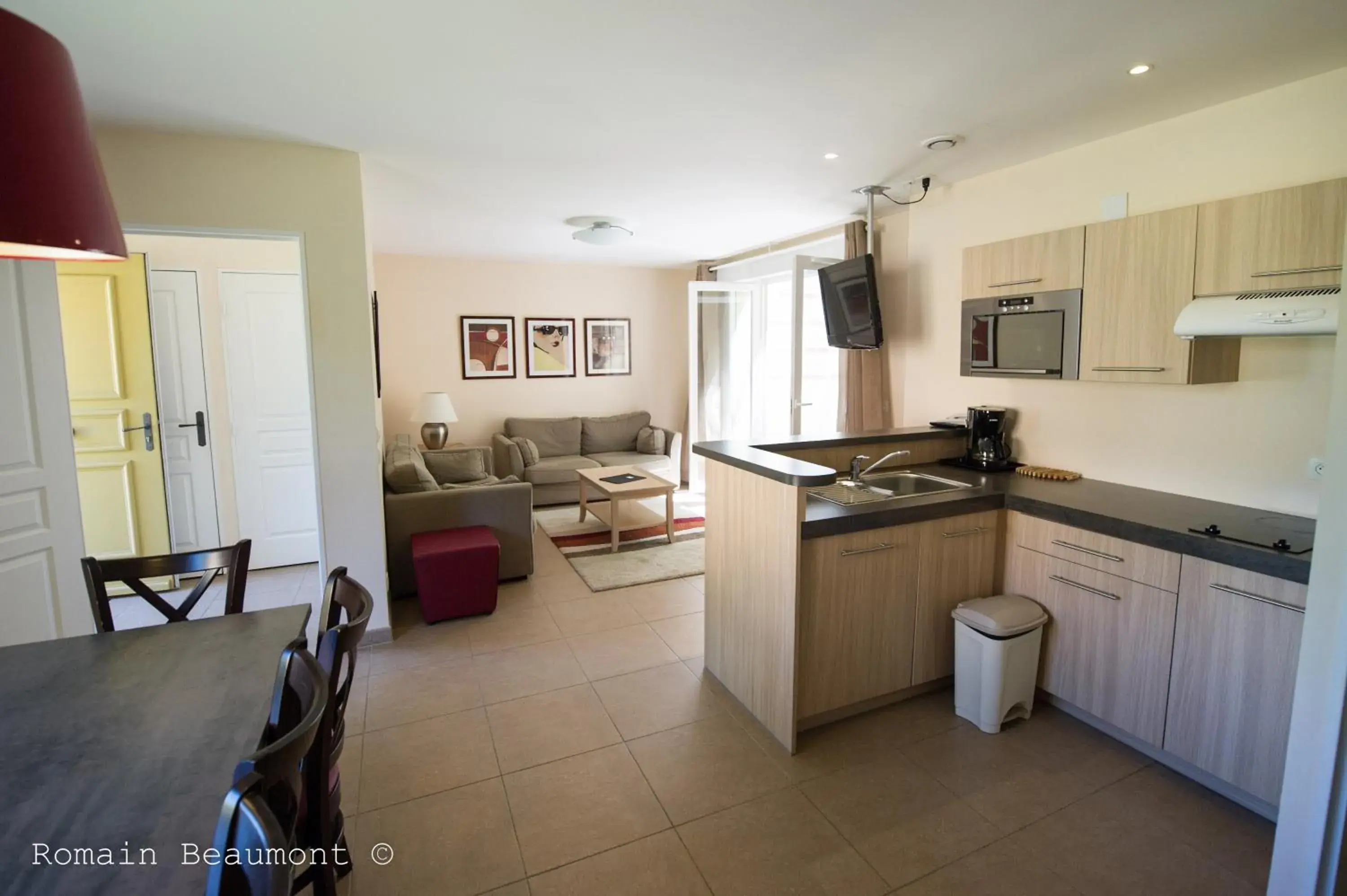 Two-Bedroom Cottage in Le Domaine des Roches, Hotel & Spa Two-Bedroom Cottage in Le Domaine des Roches, Hotel & Spa